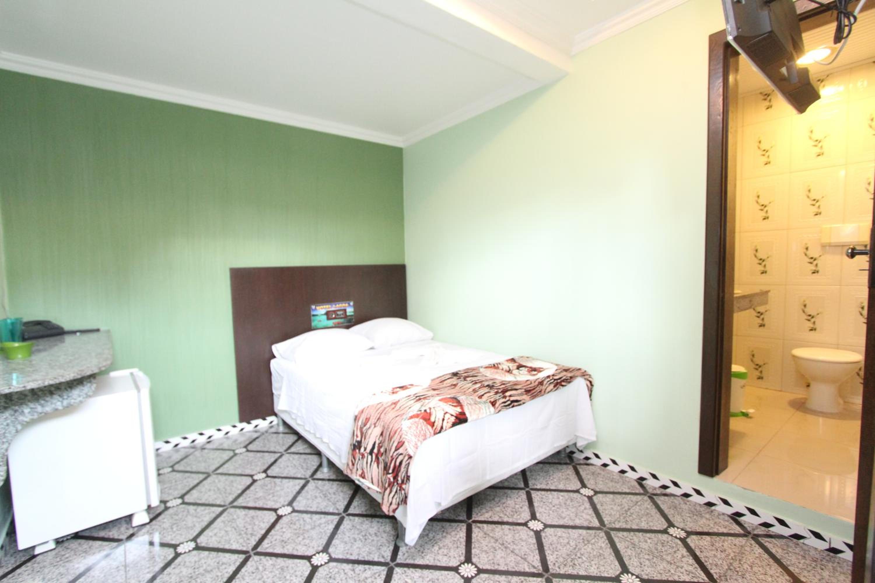 Double or Twin Room photo 2