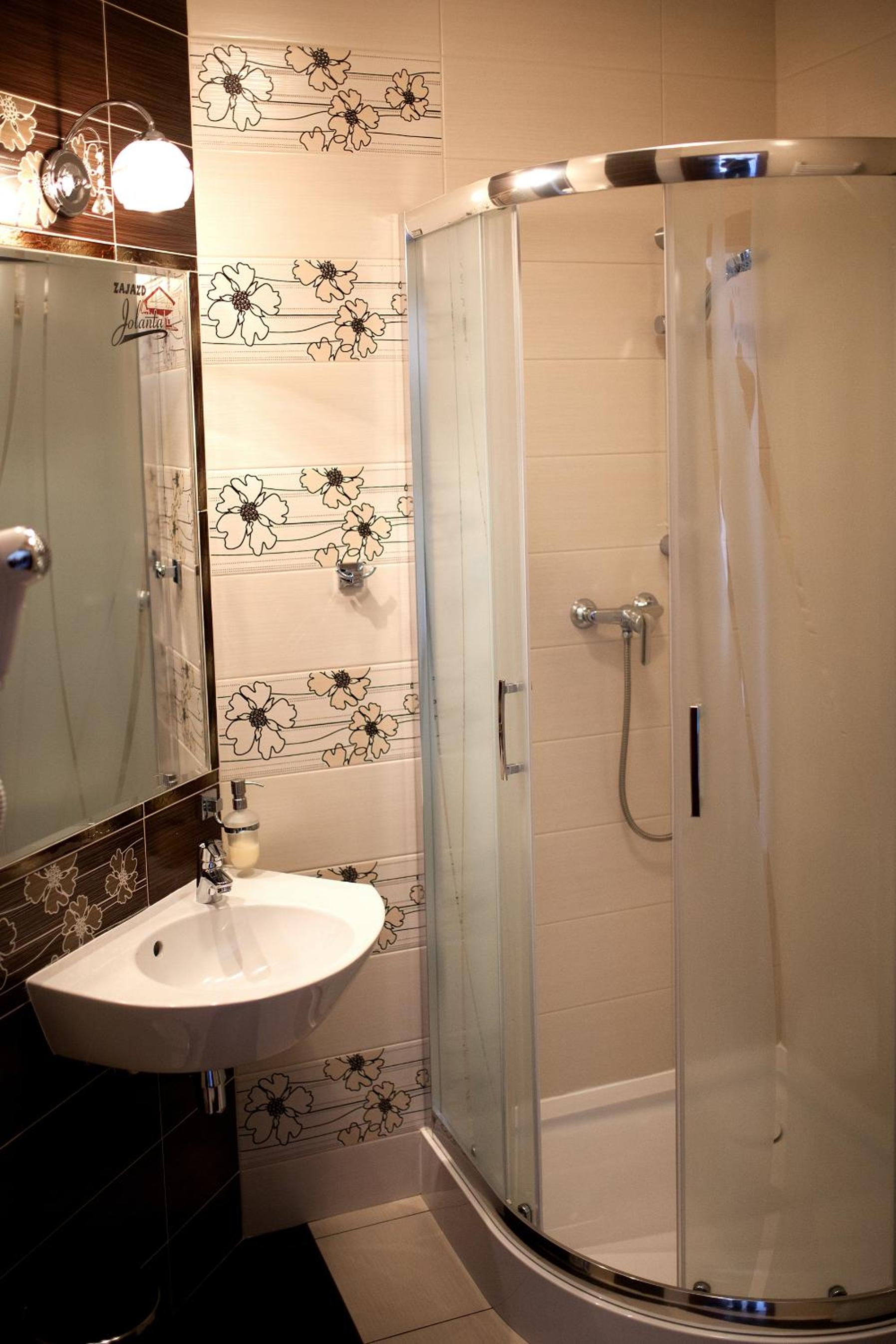 Deluxe Double Room - Photo 7