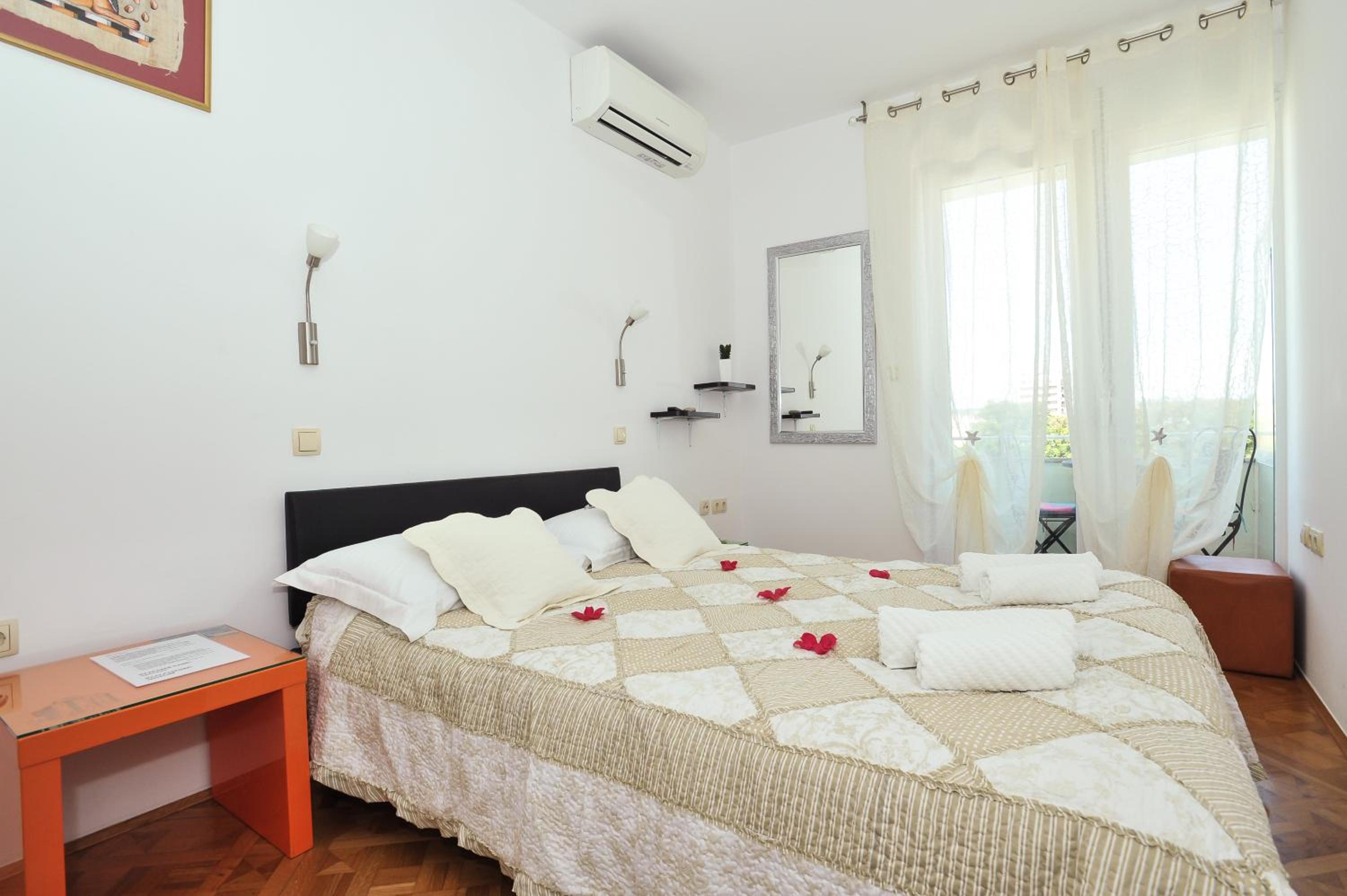 Double Room with Private External Bathroom
