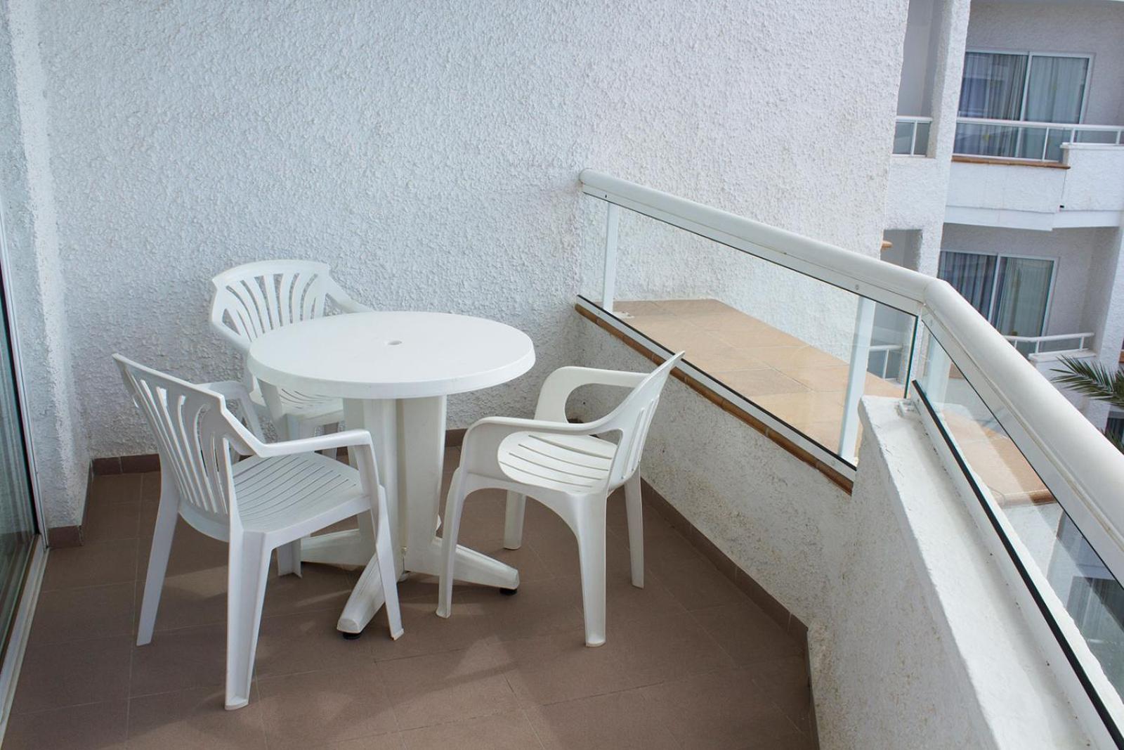 Triple Room with Balcony