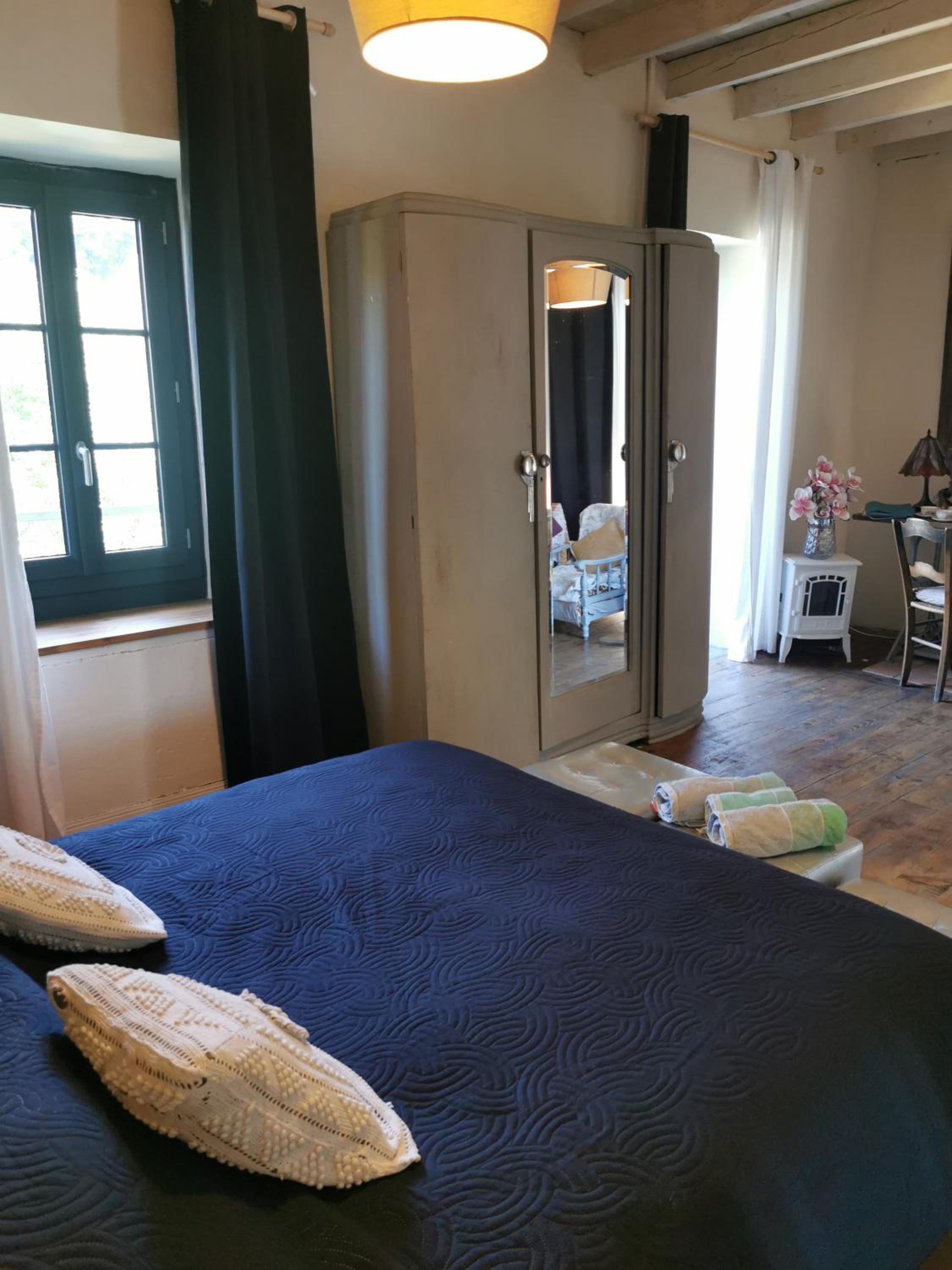 Suite with Garden View - Photo 12