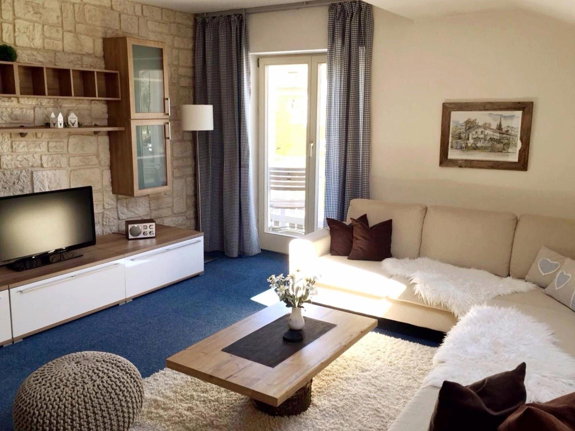 Apartment With Mountain View photo 1