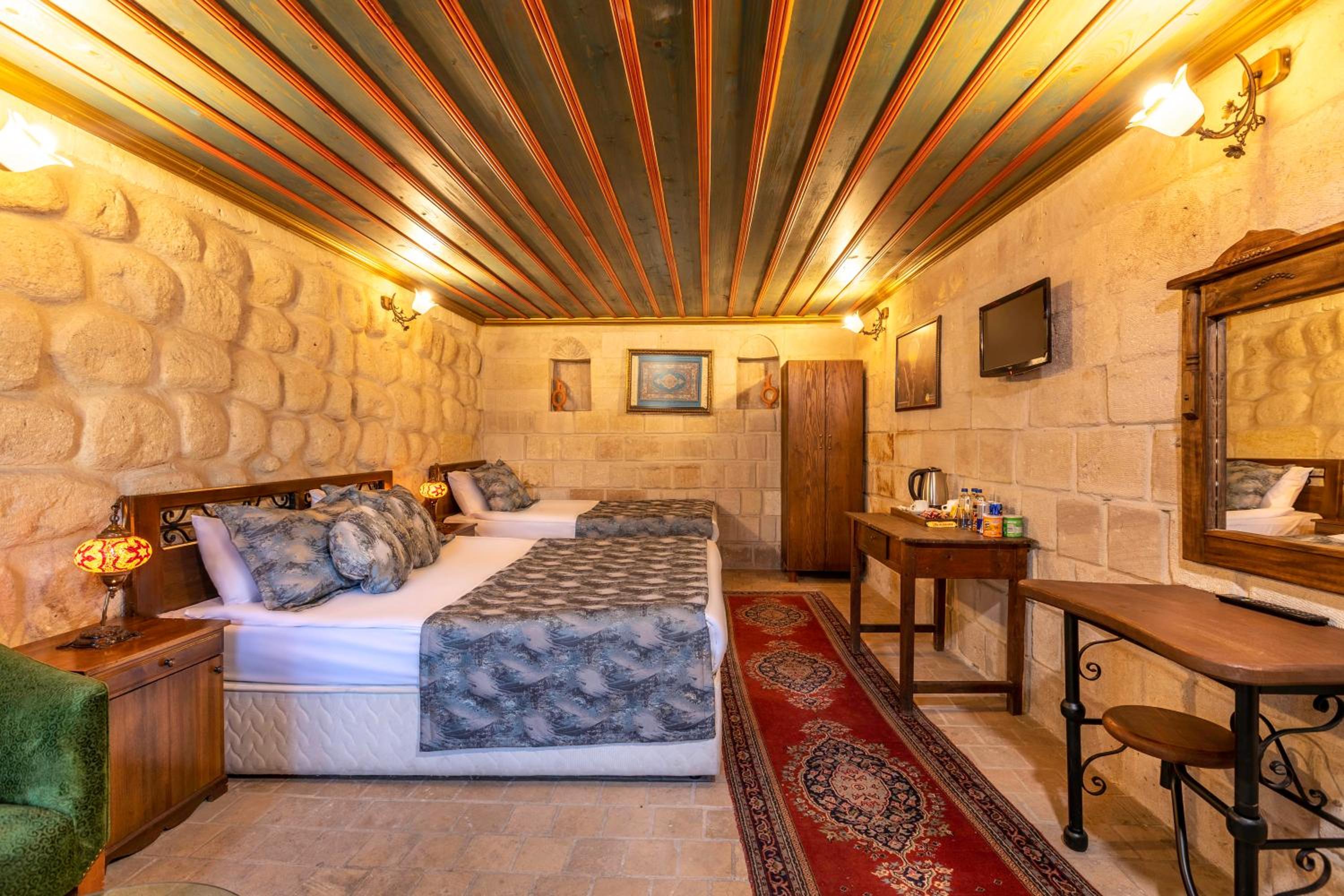 Deluxe Triple Room