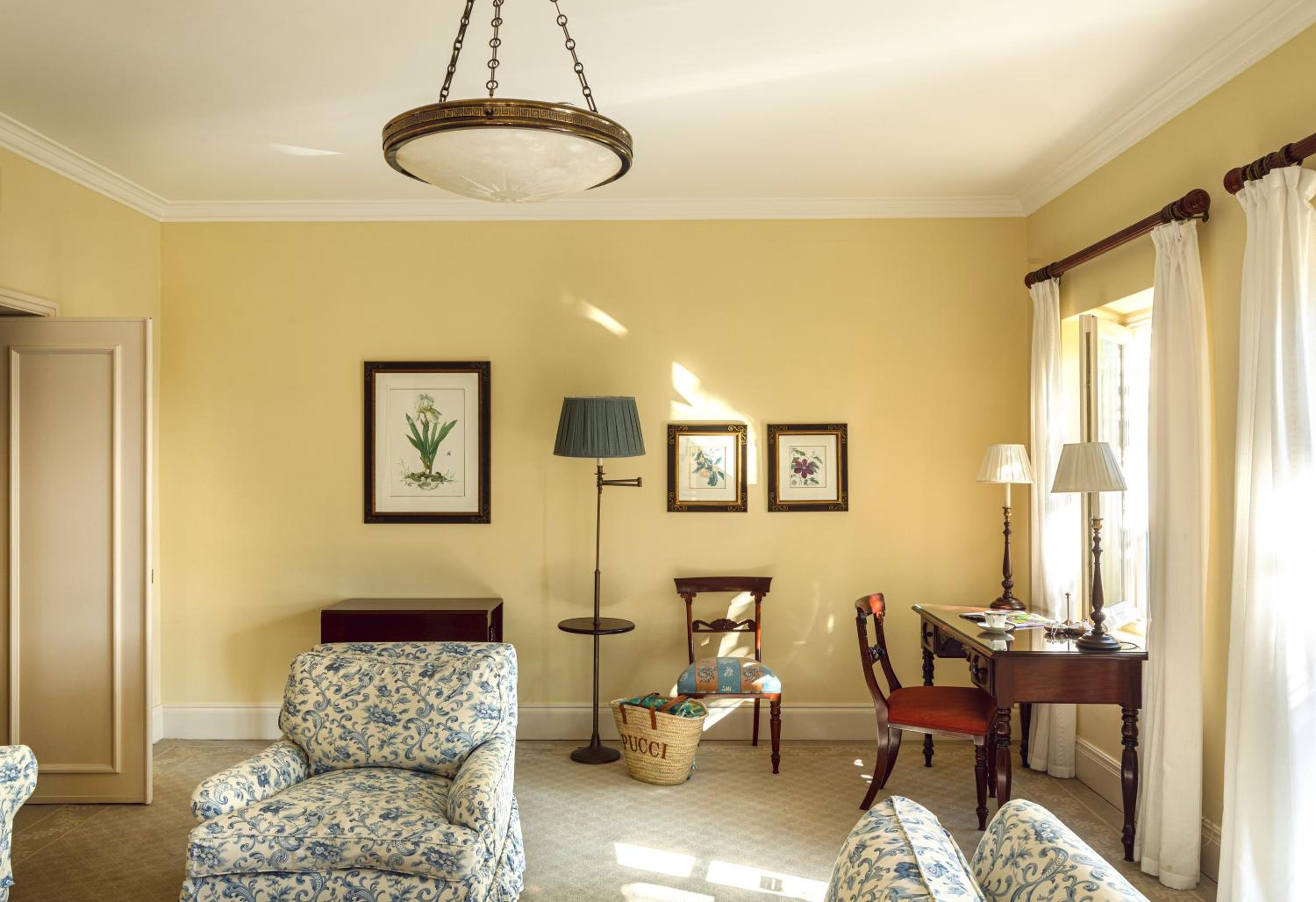 Deluxe Suite - Photo 7