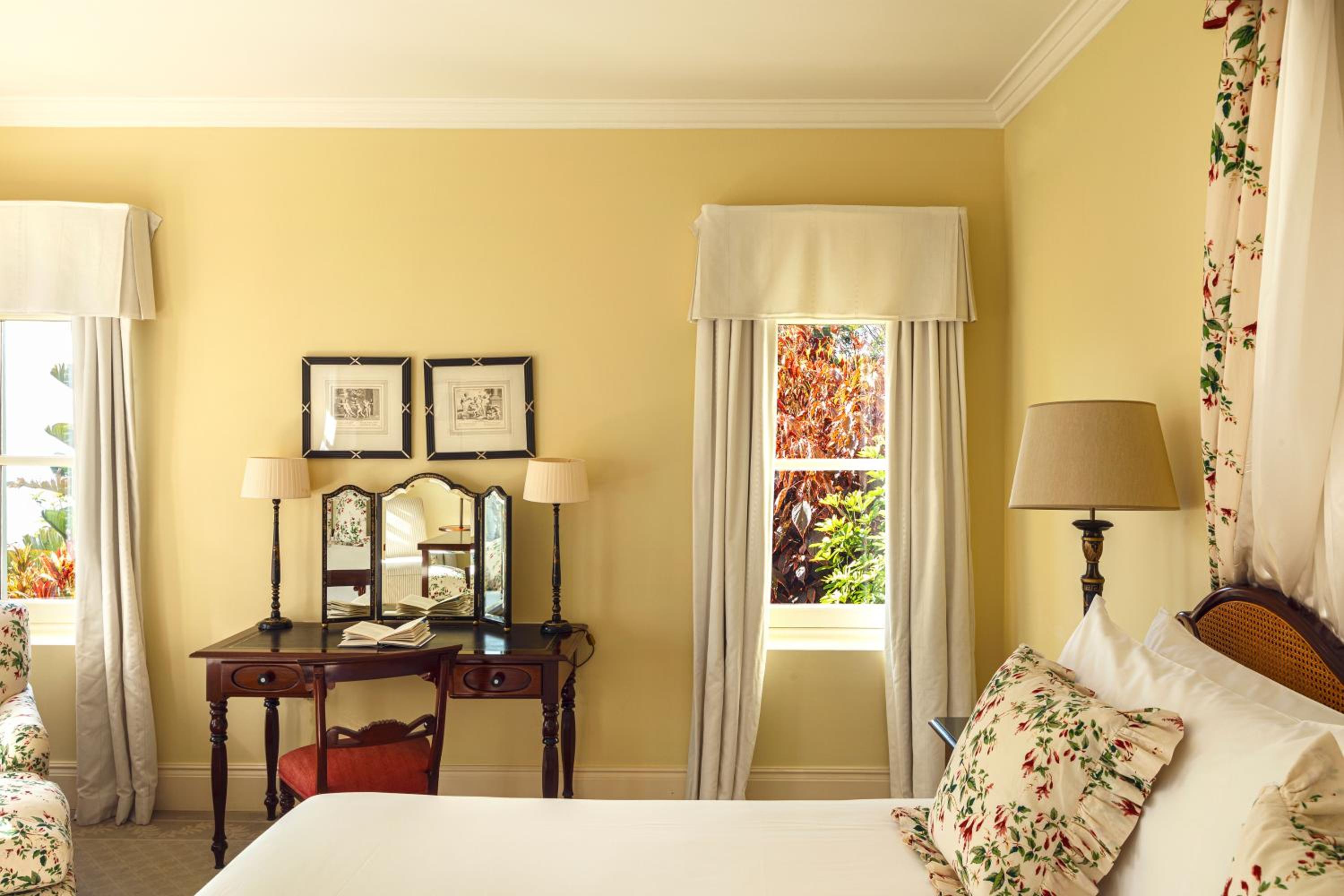 Deluxe Suite - Photo 3