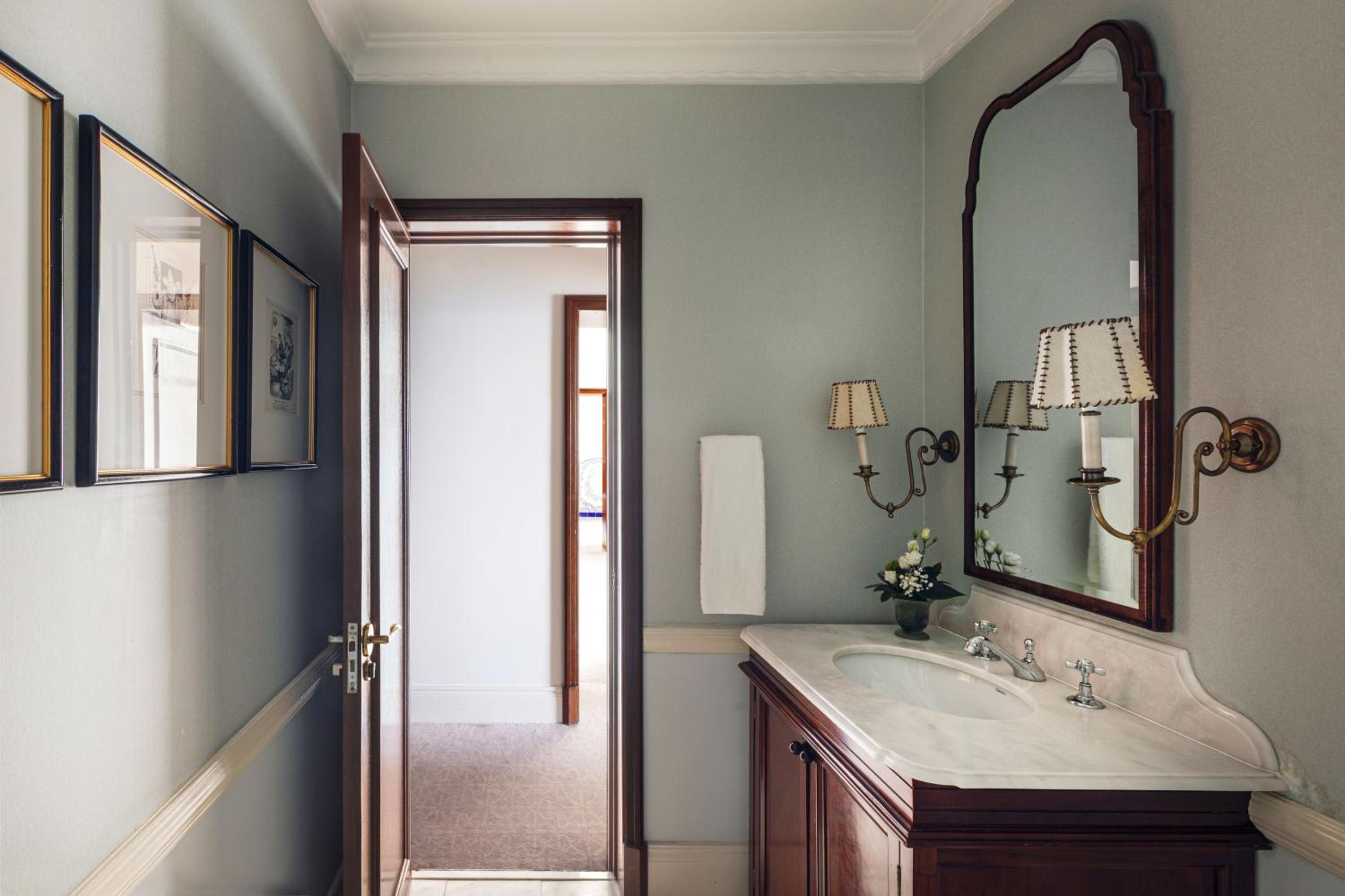 Presidential Suite thumbnail 6