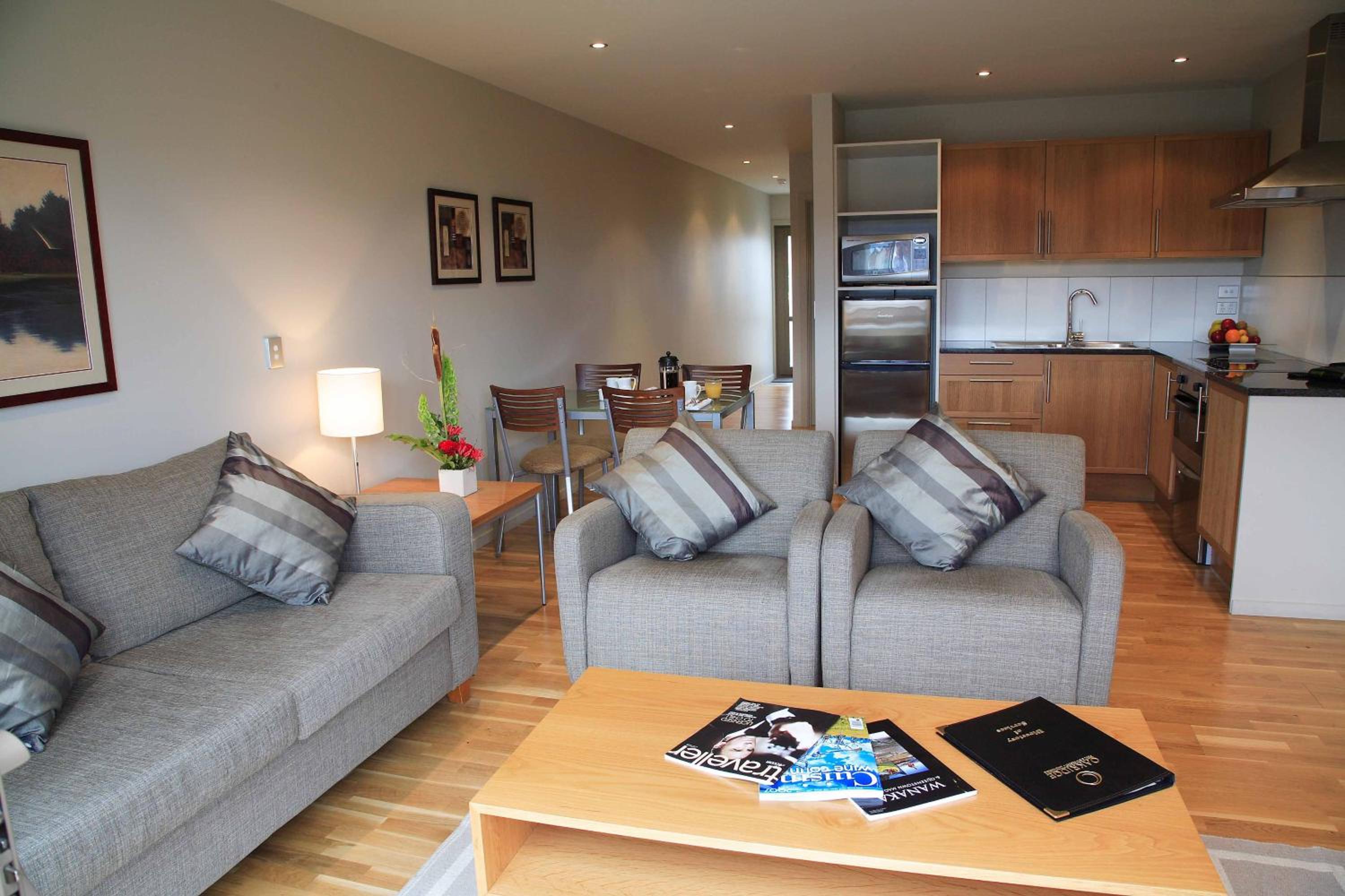 Two-Bedroom Apartment - Photo 7