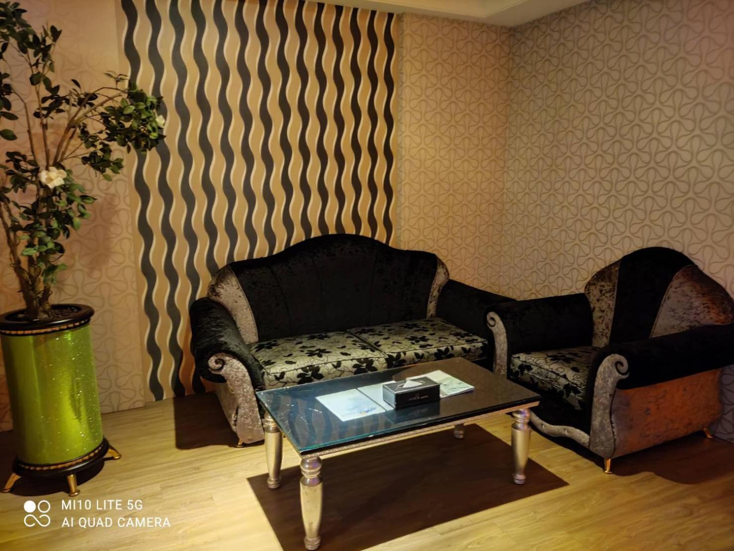 King Room with Spa Bath photo 3