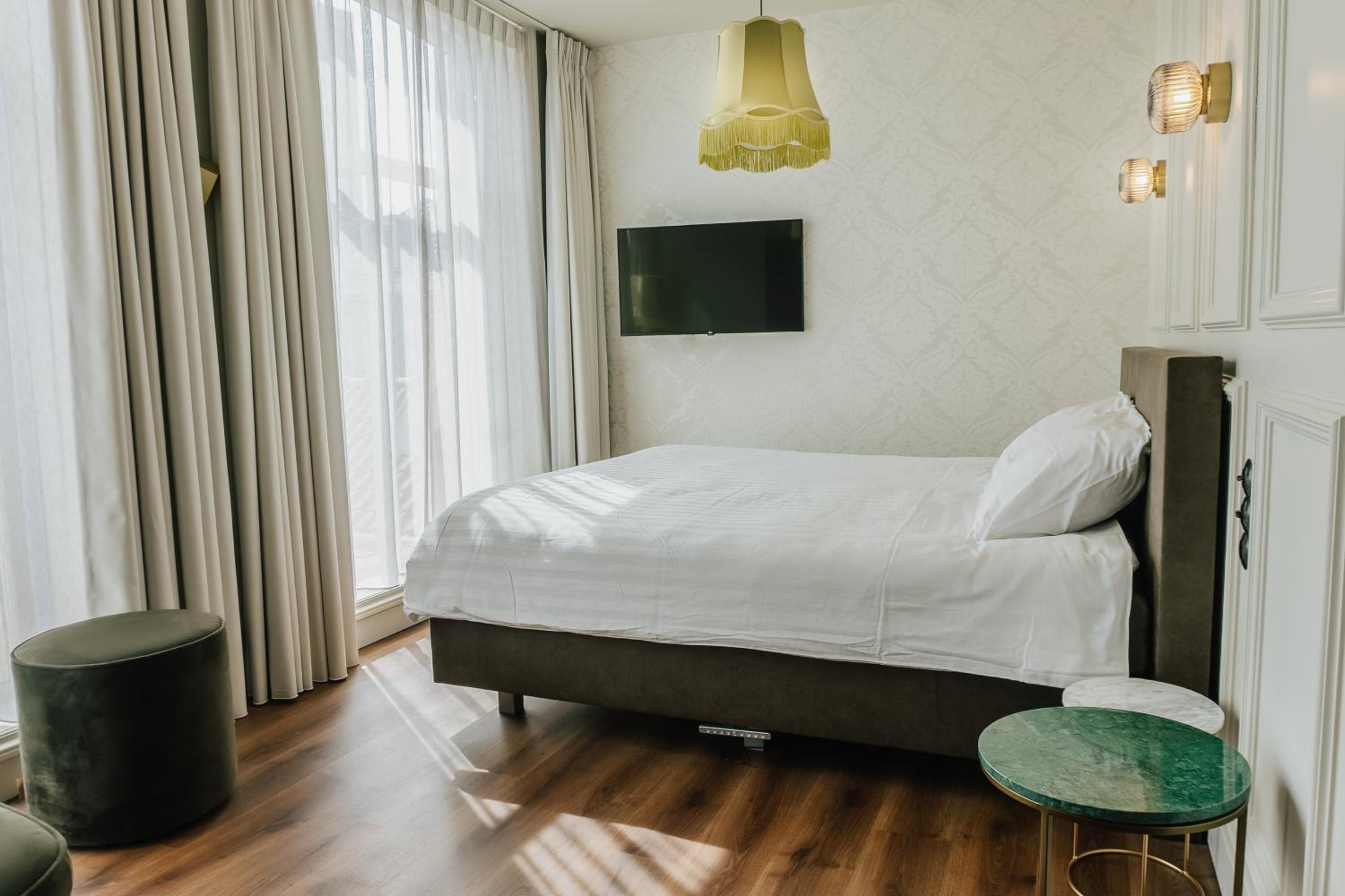 Deluxe Double Room photo 2