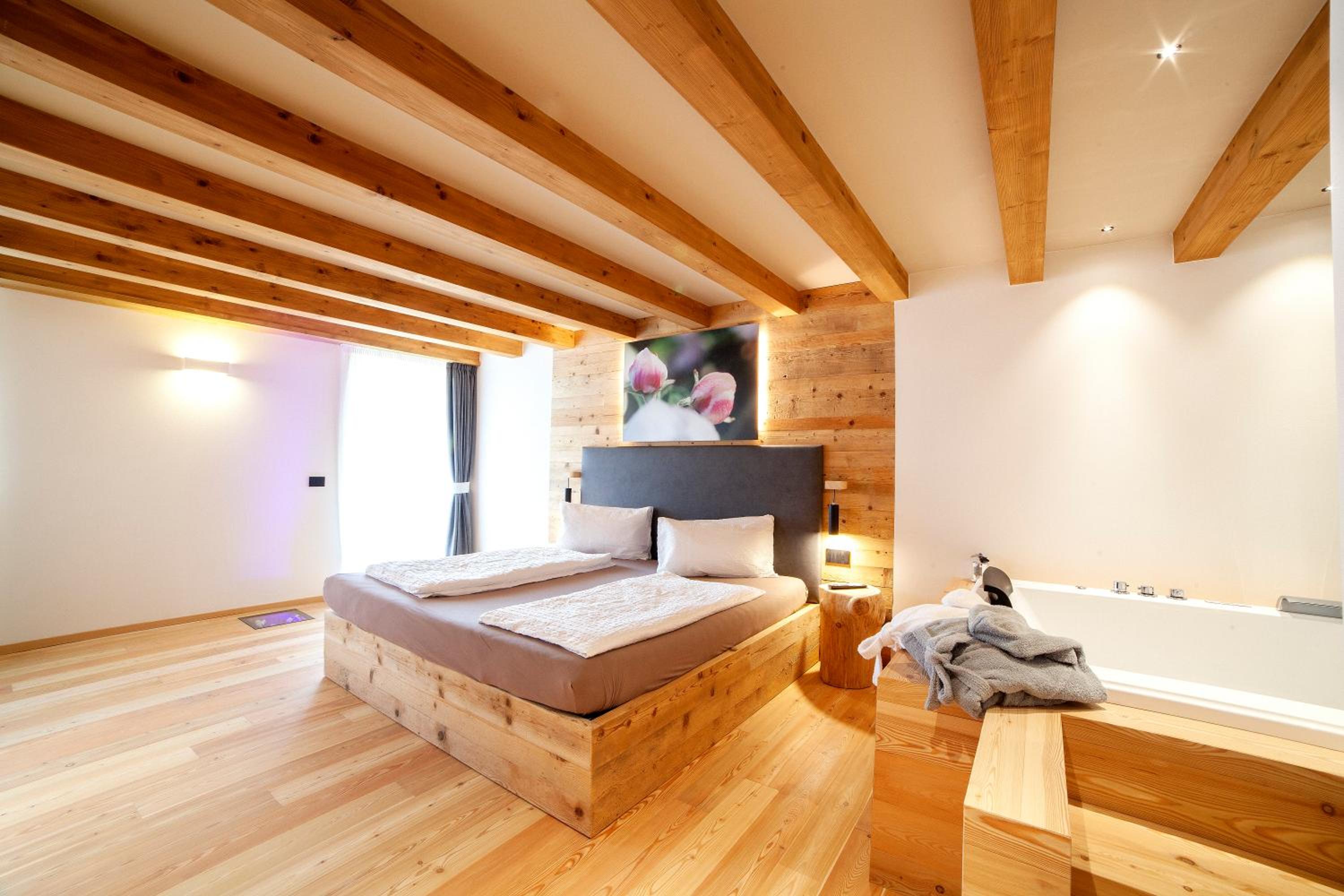 Junior Suite with Balcony