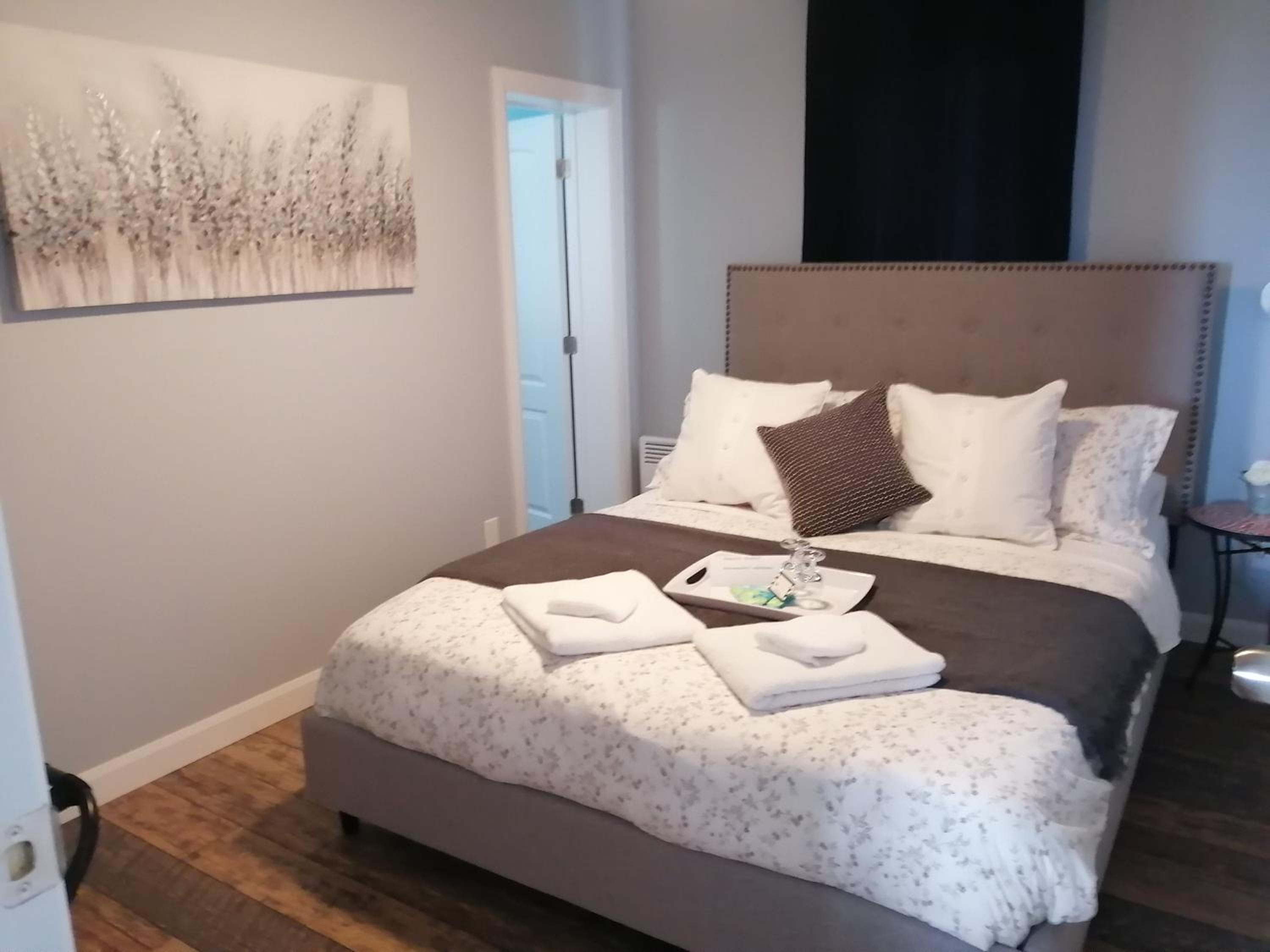 Queen Room photo 3