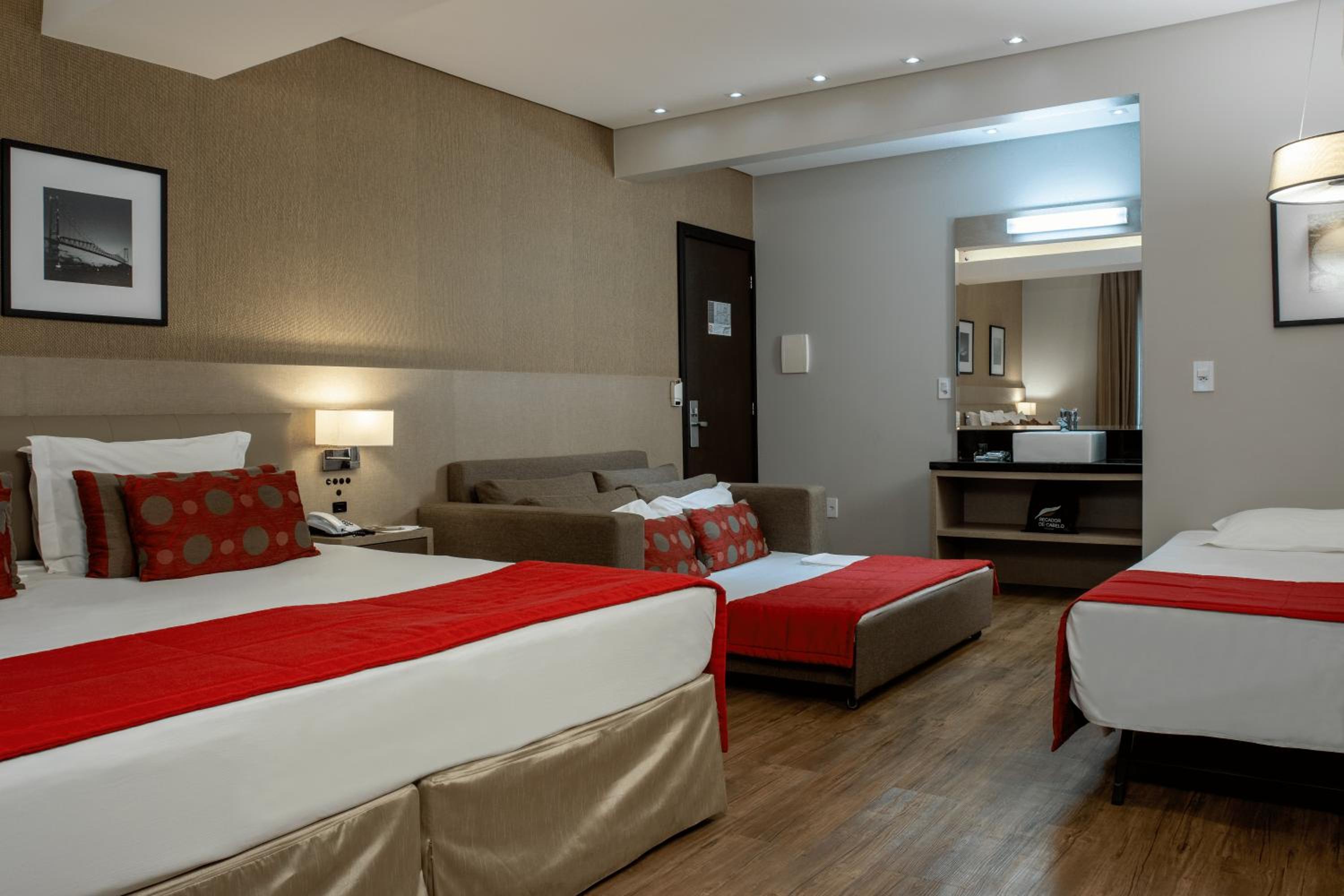 Premium Quadruple Room