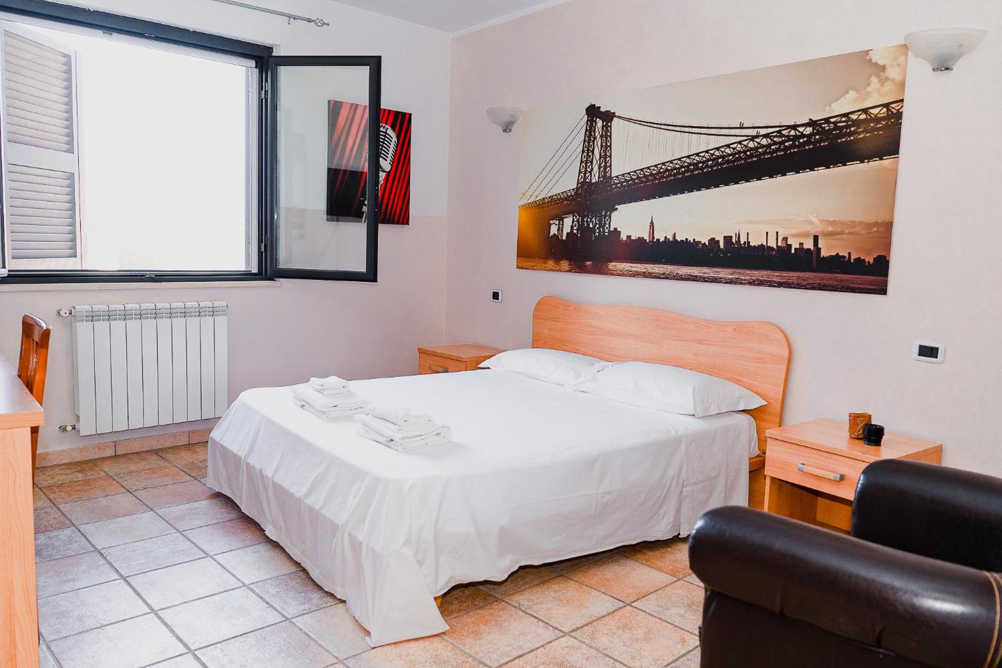 Economy Double Room photo 1