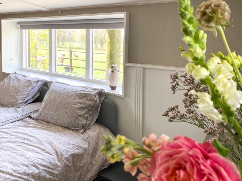 Two-Bedroom House - Photo 11