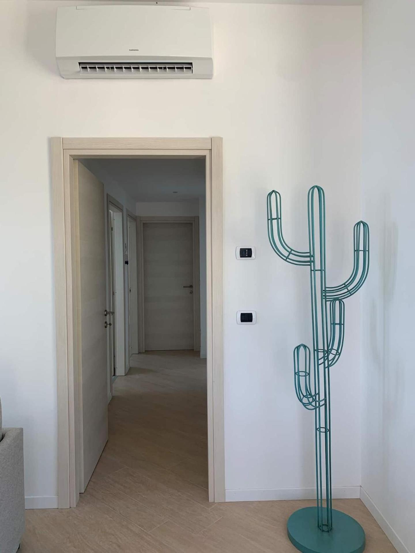 Two-Bedroom House - Photo 4