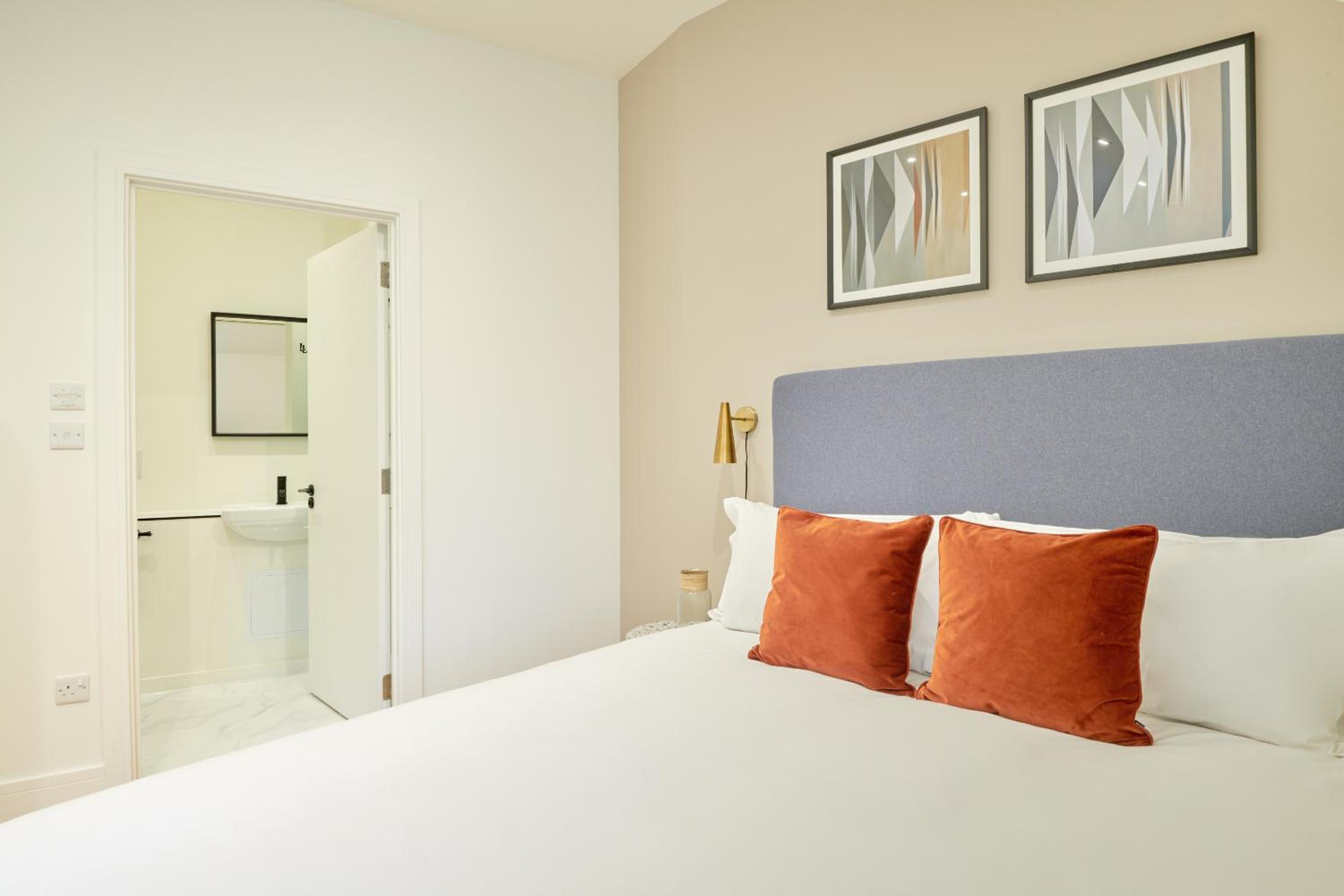 Superior Queen Room photo 3