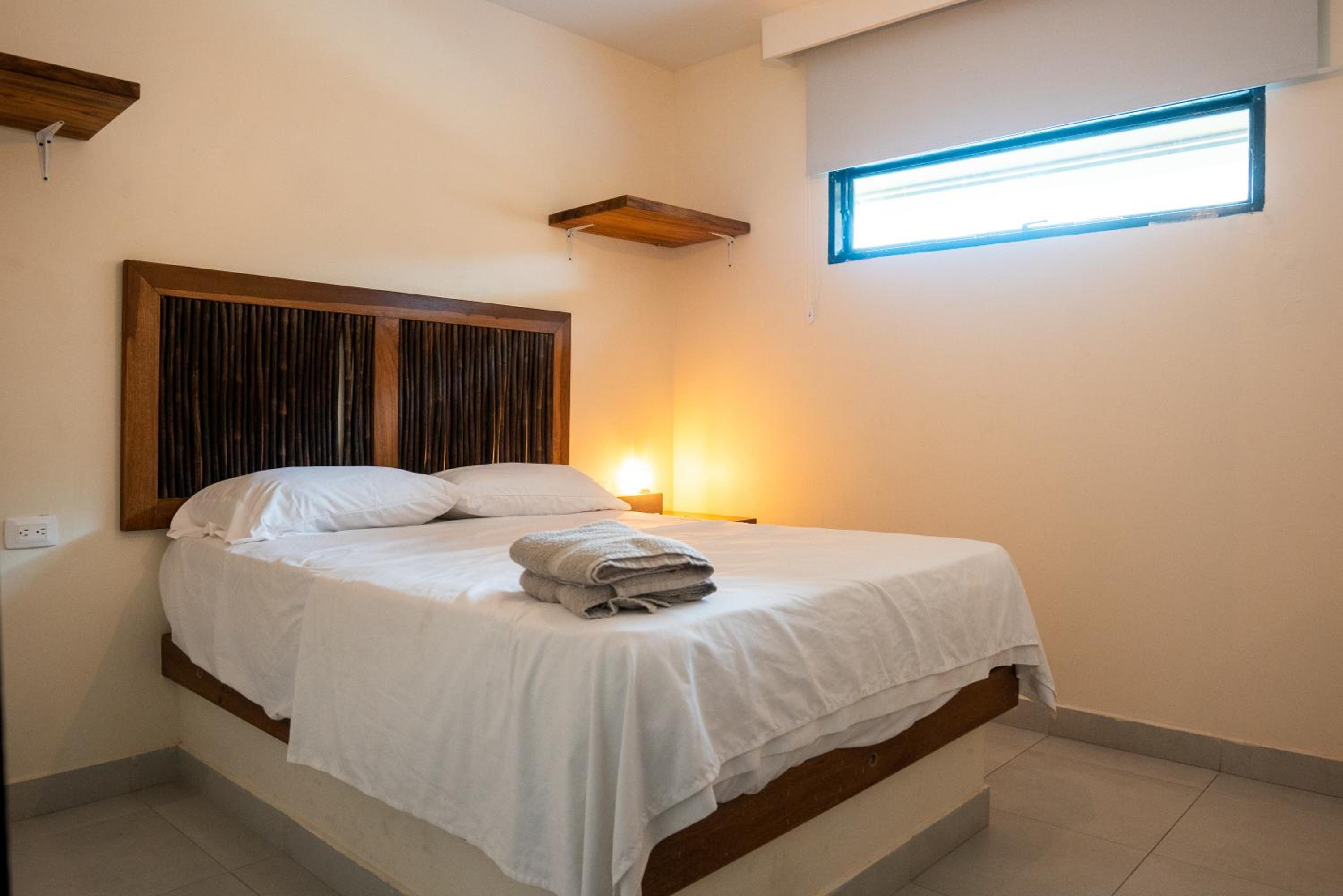 Standard Double Room with Shared Bathroom photo 1