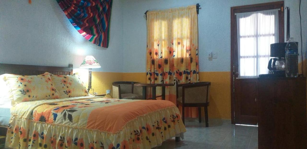 Standard Double Room - Photo 1