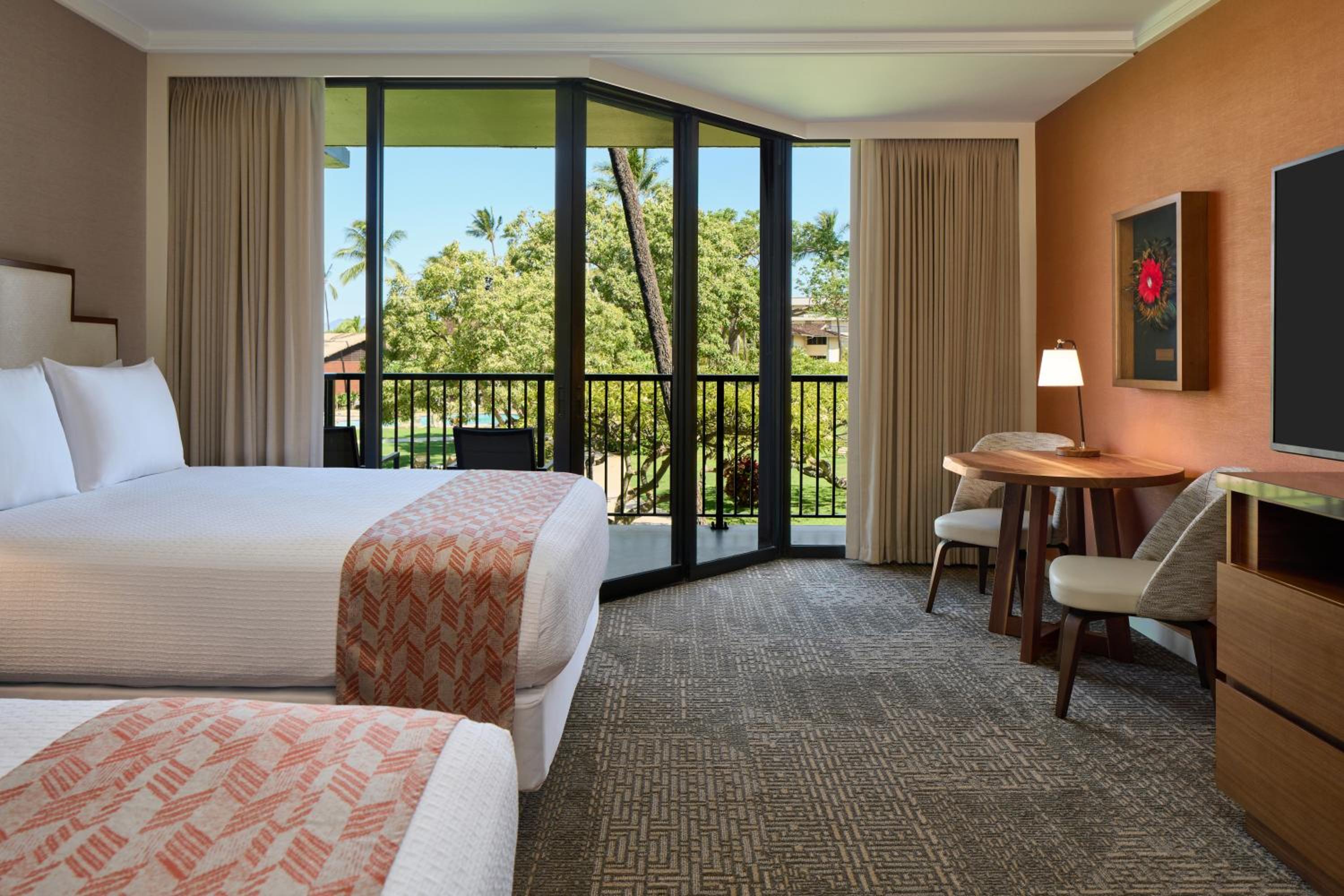 Premium Courtyard View 2 Queen Beds