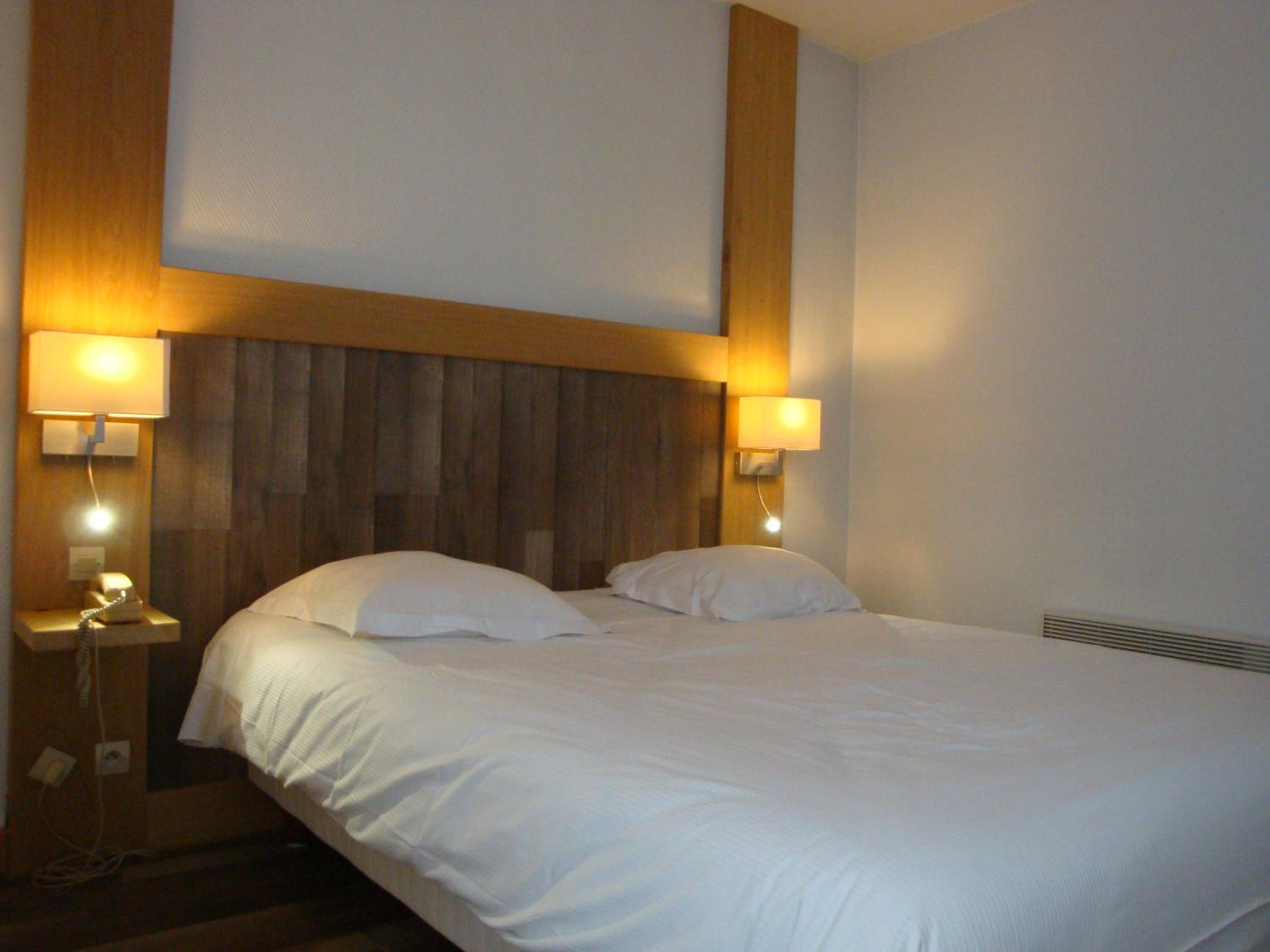 Double Room - Photo 3