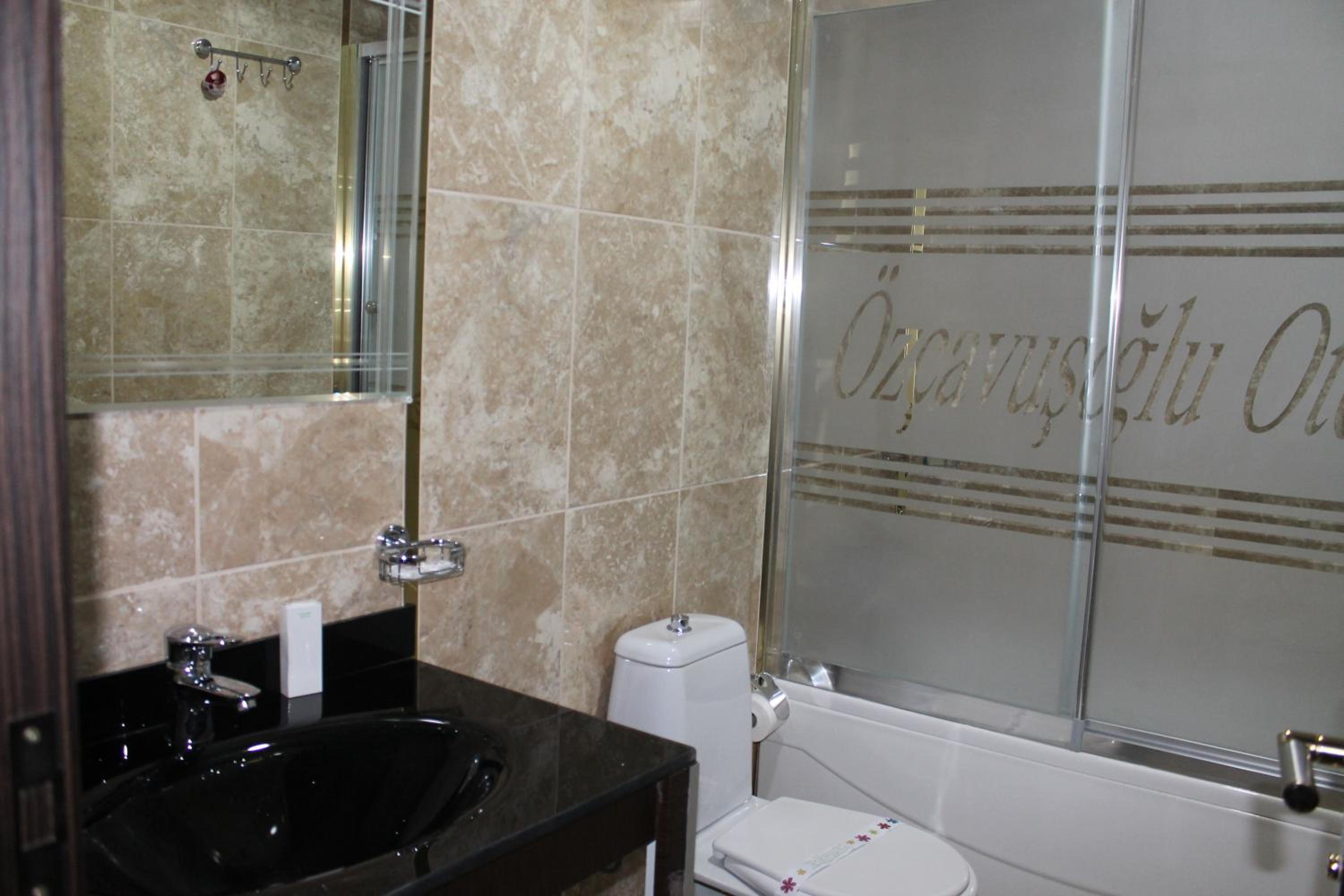 Double or Twin Room with Mountain View photo 2