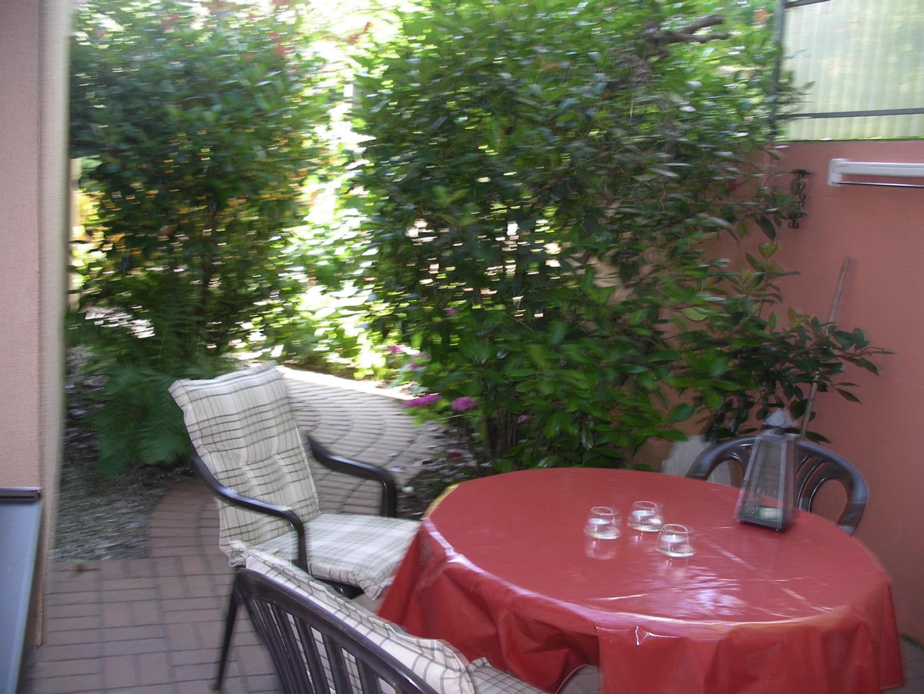 Apartment photo 2