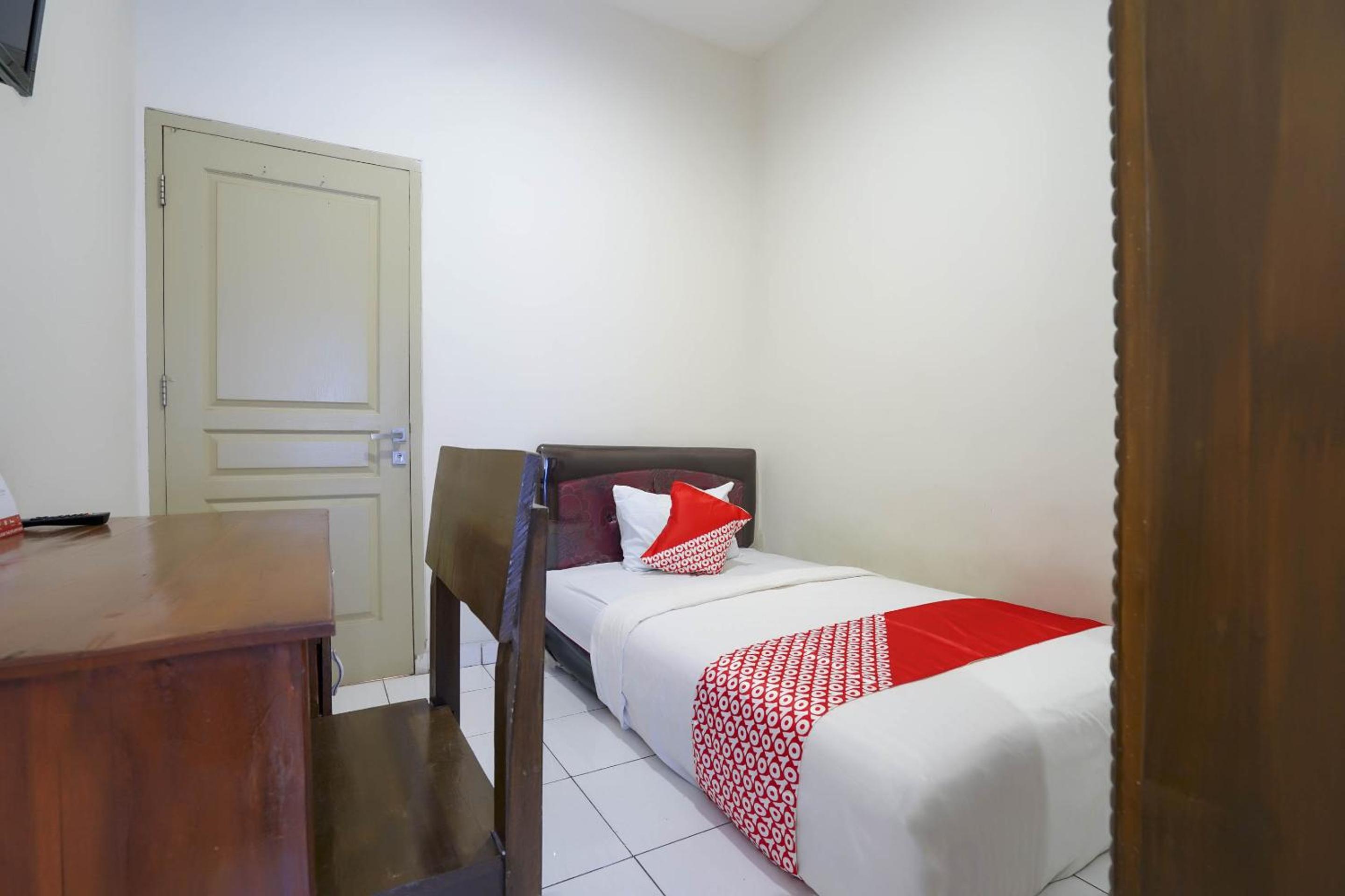 Large Single Room photo 1