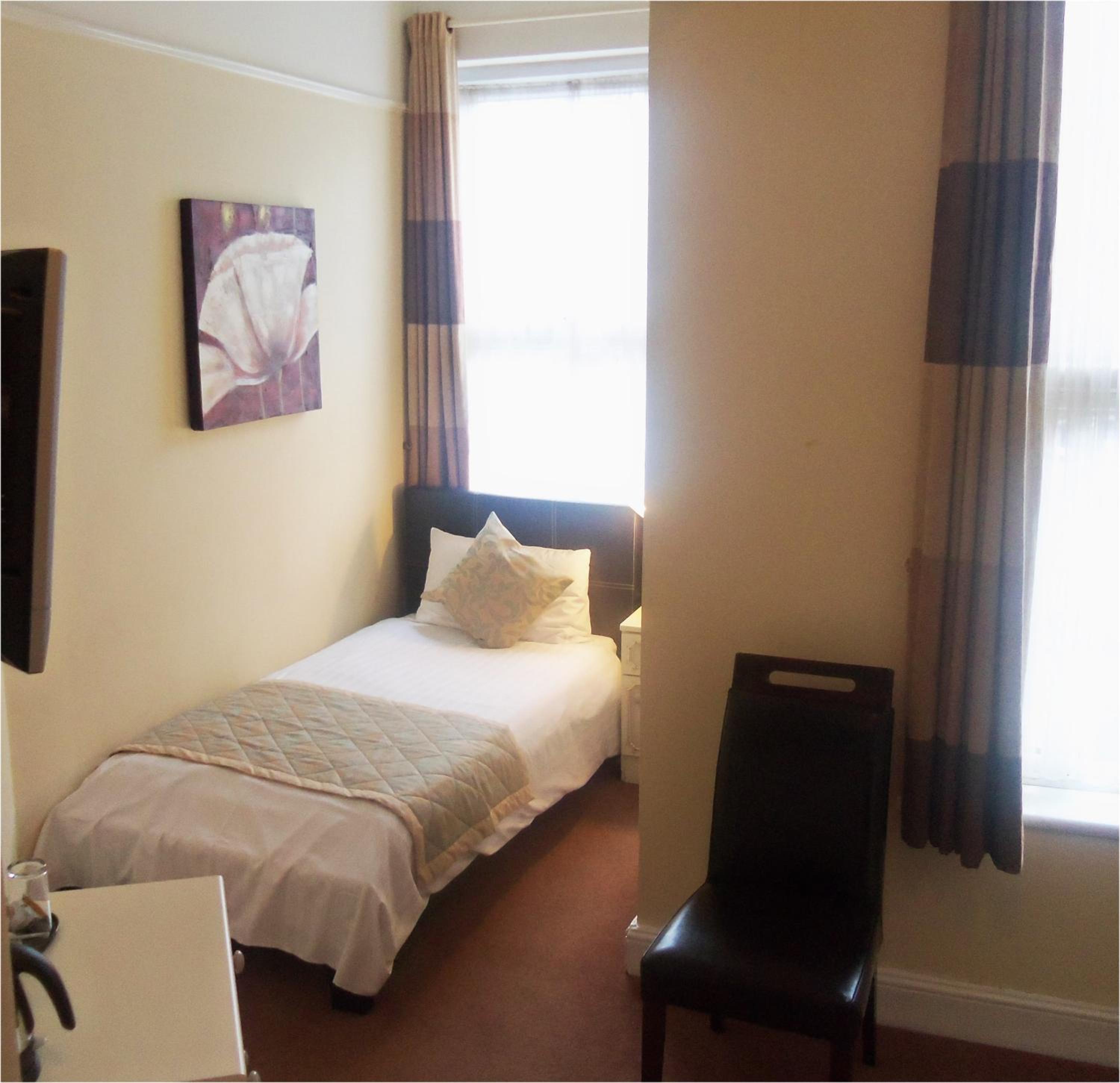 Single Room photo 1
