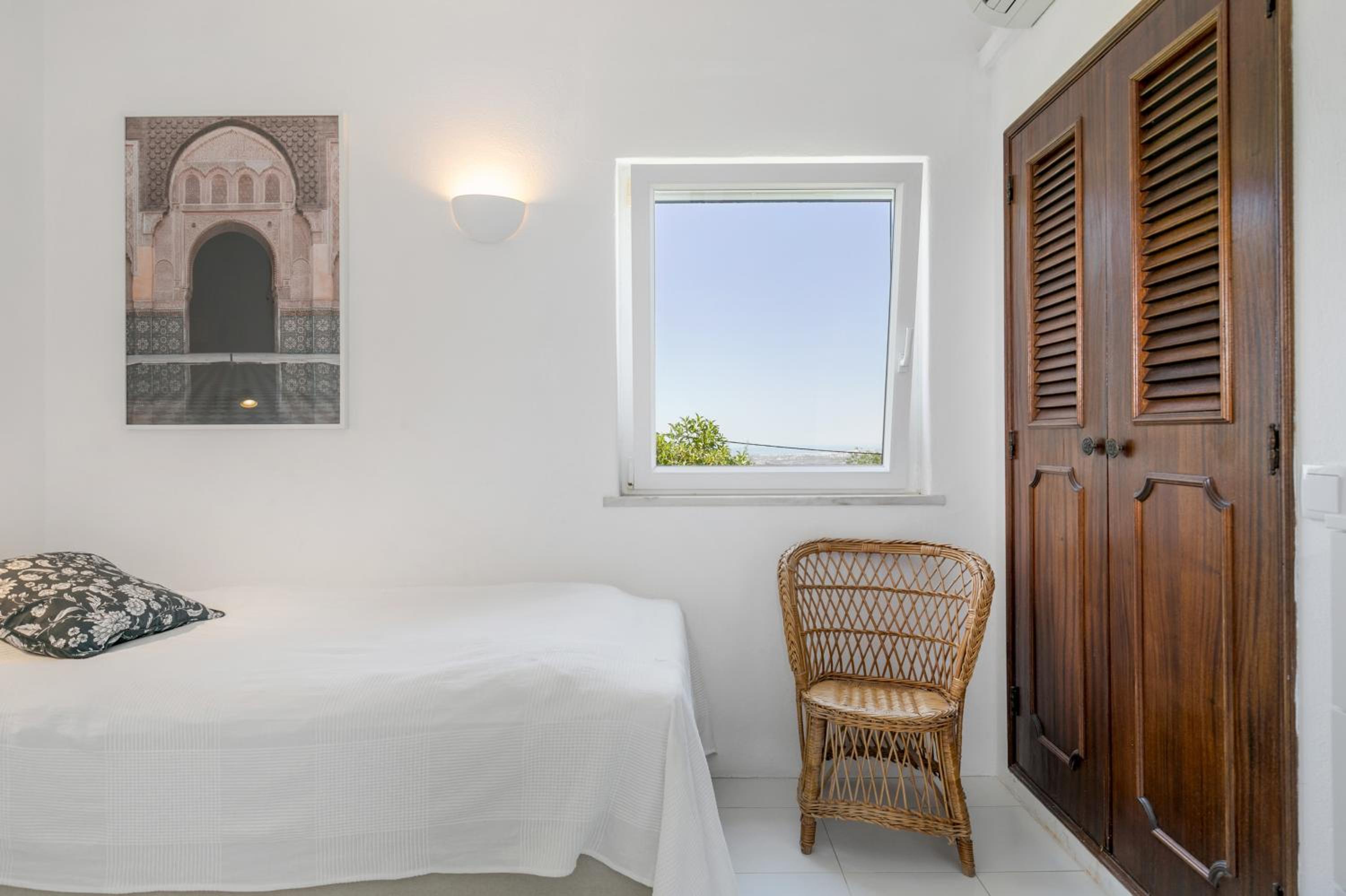 Villa photo 3