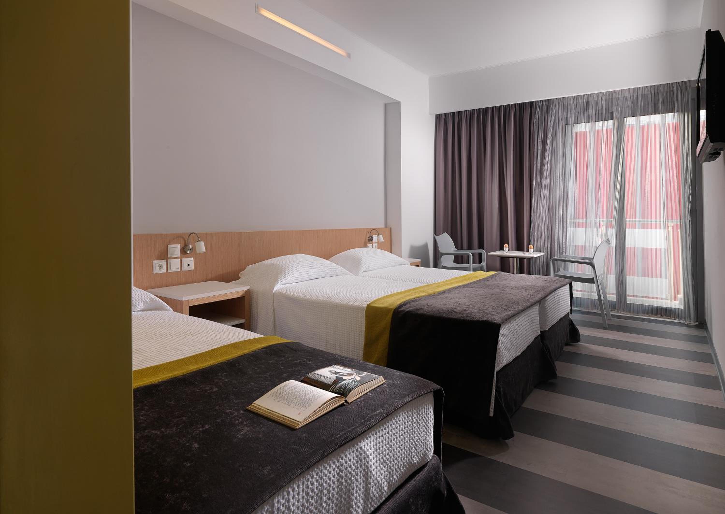 Triple Room with Sea View