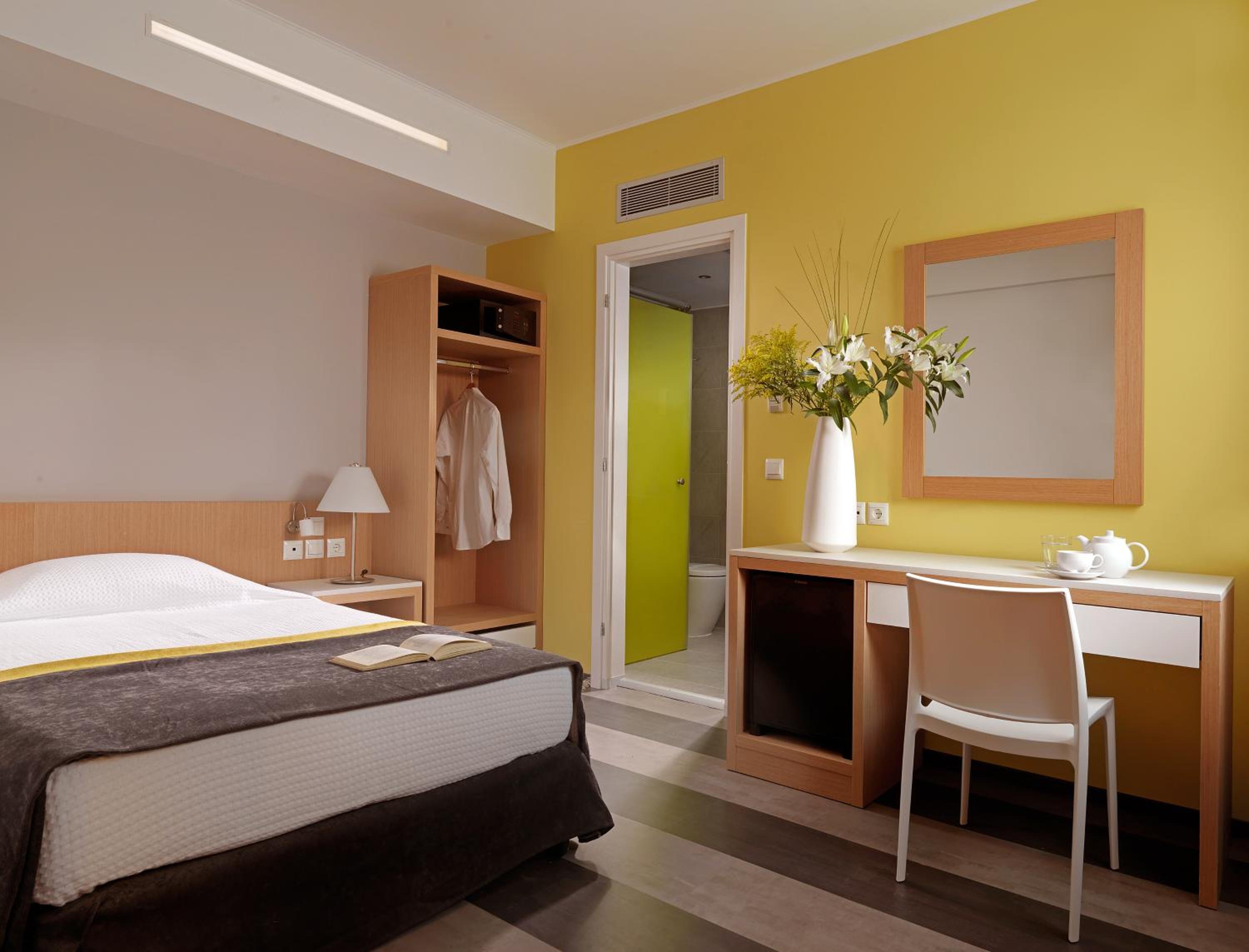 Double or Twin Room with City View