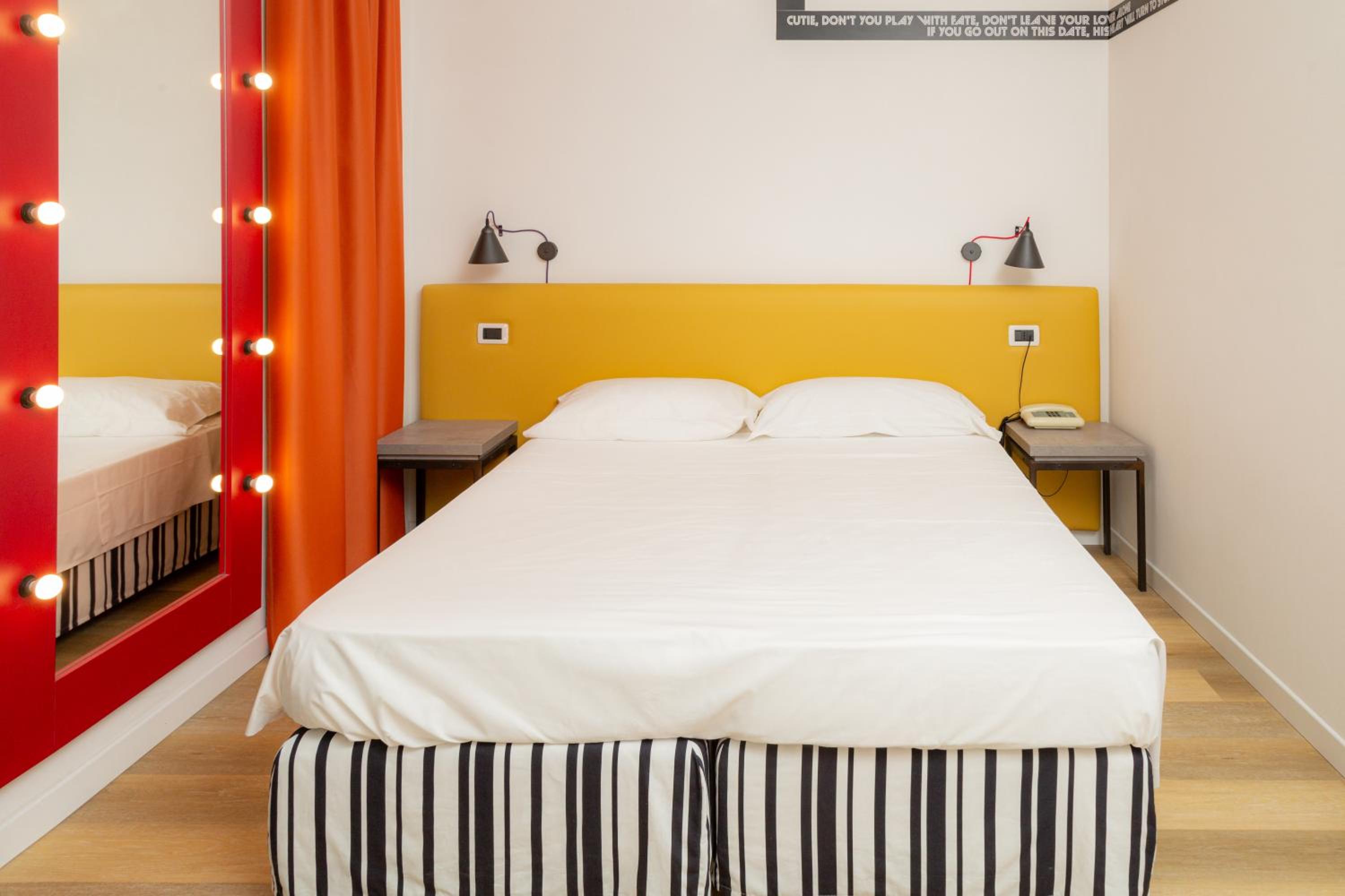 Double Or Twin Room - Photo 5