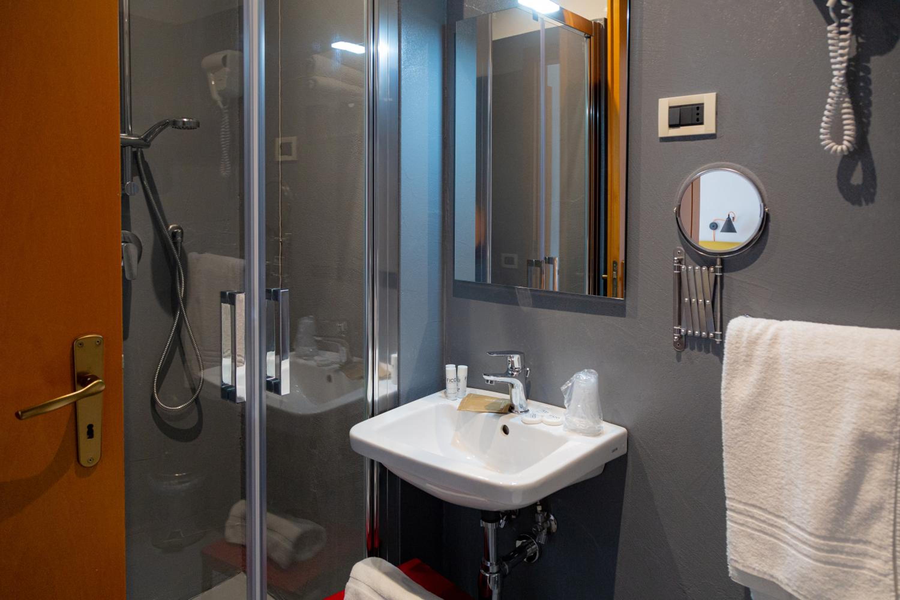 Triple Room - Photo 3