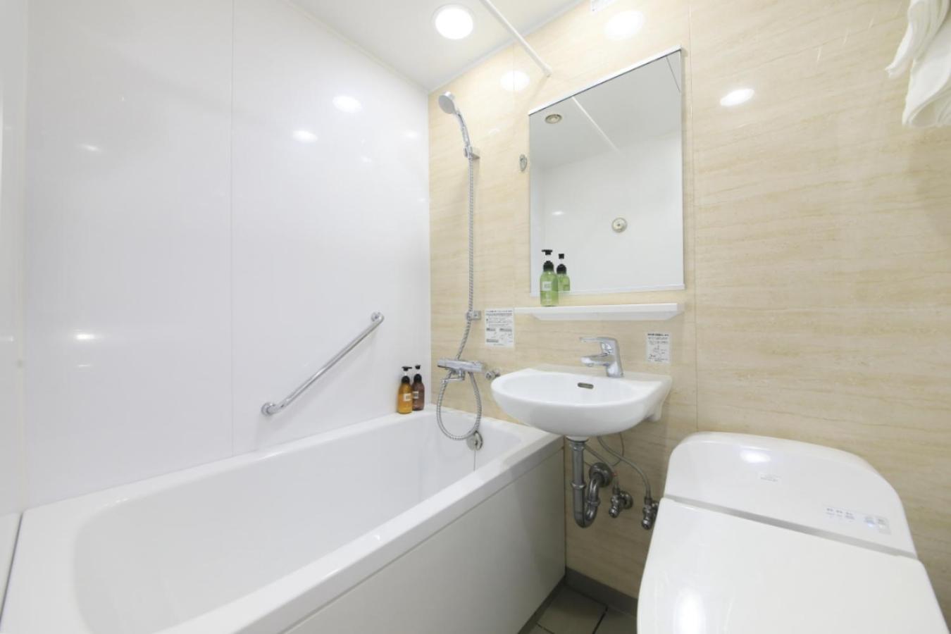 Double Room with Small Double Bed - Non-Smoking photo 3