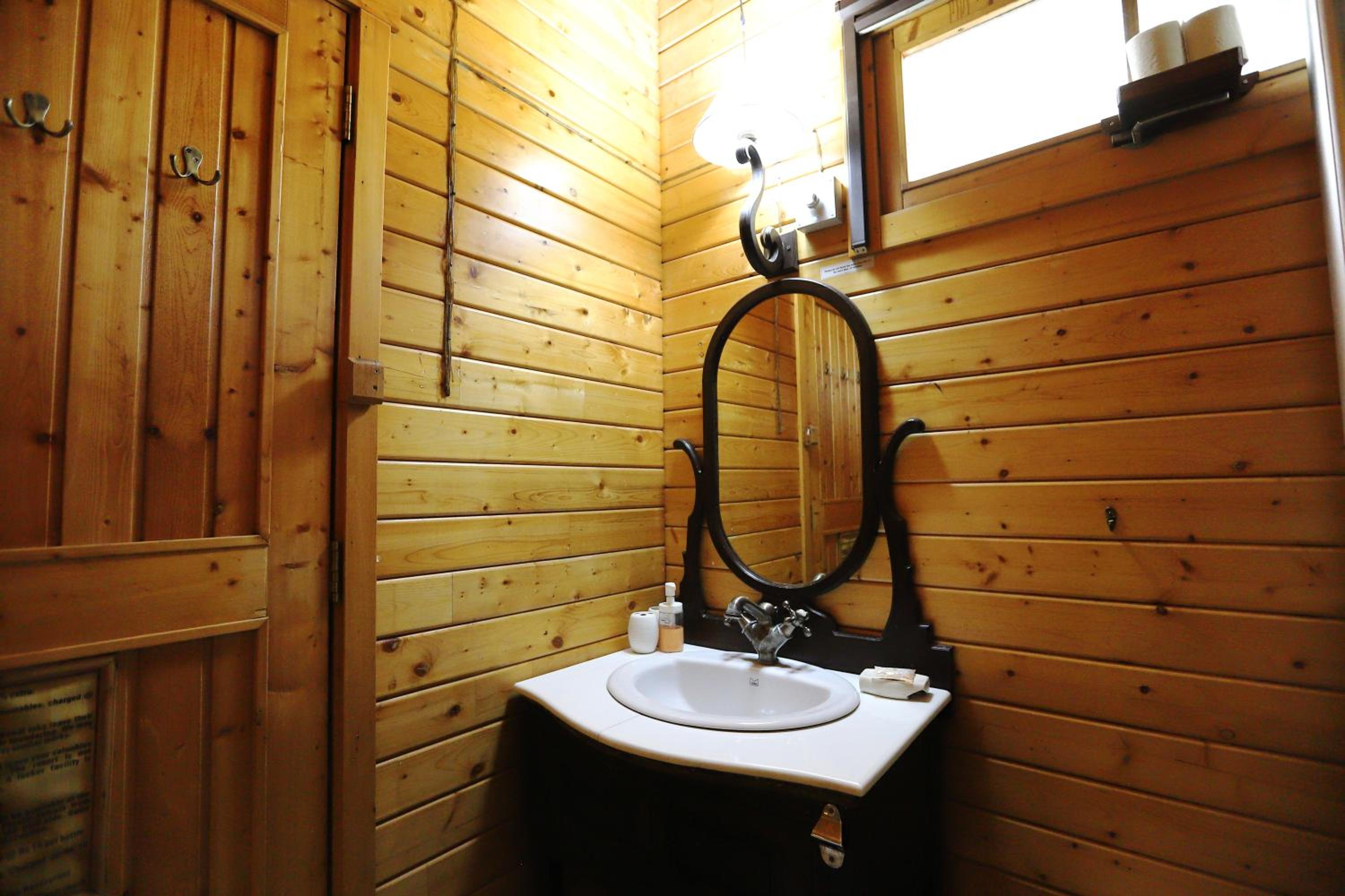 Standard Wooden Cottage - Photo 3