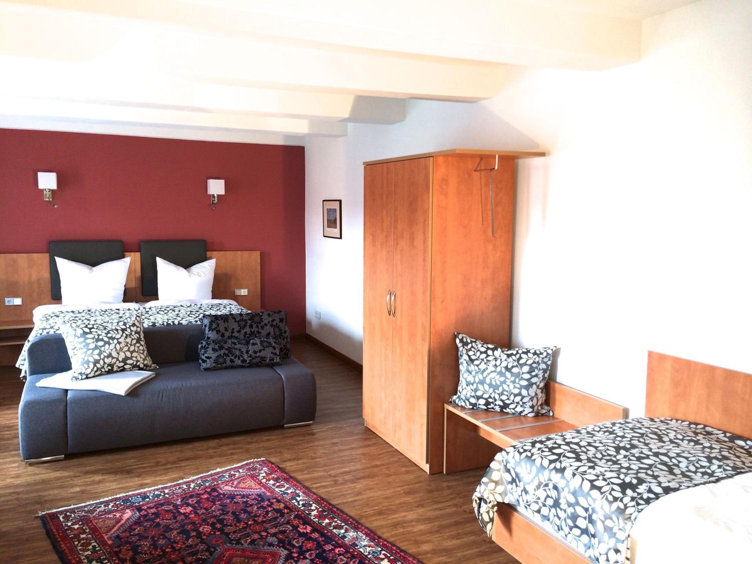 Deluxe Family Suite photo 2