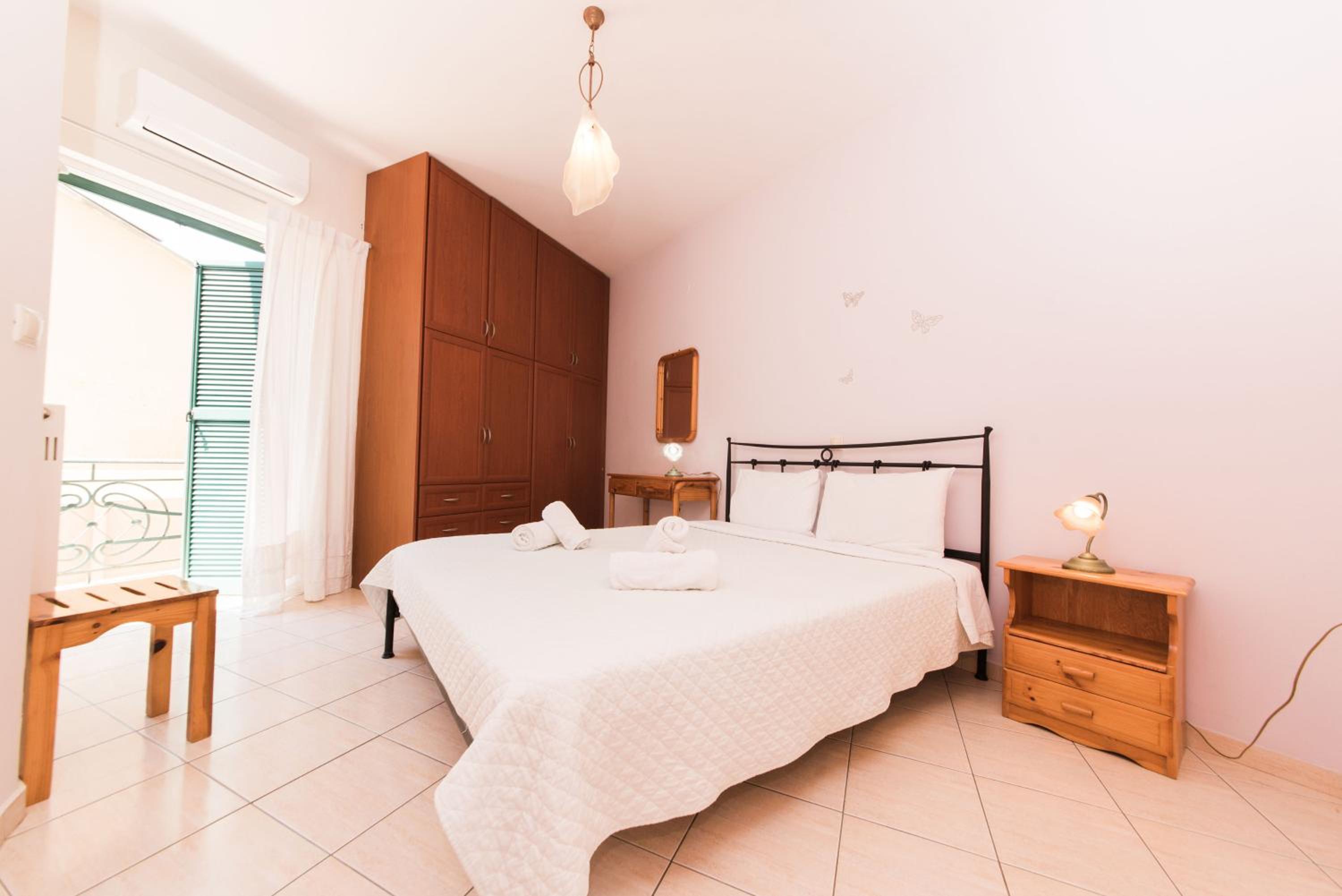 Apartment - Photo 9