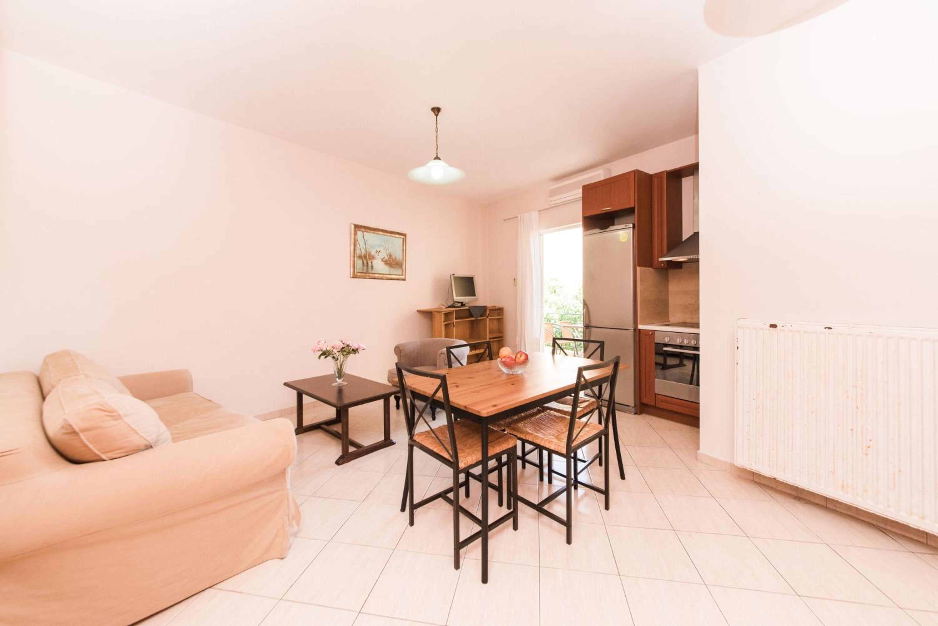 Apartment - Photo 6