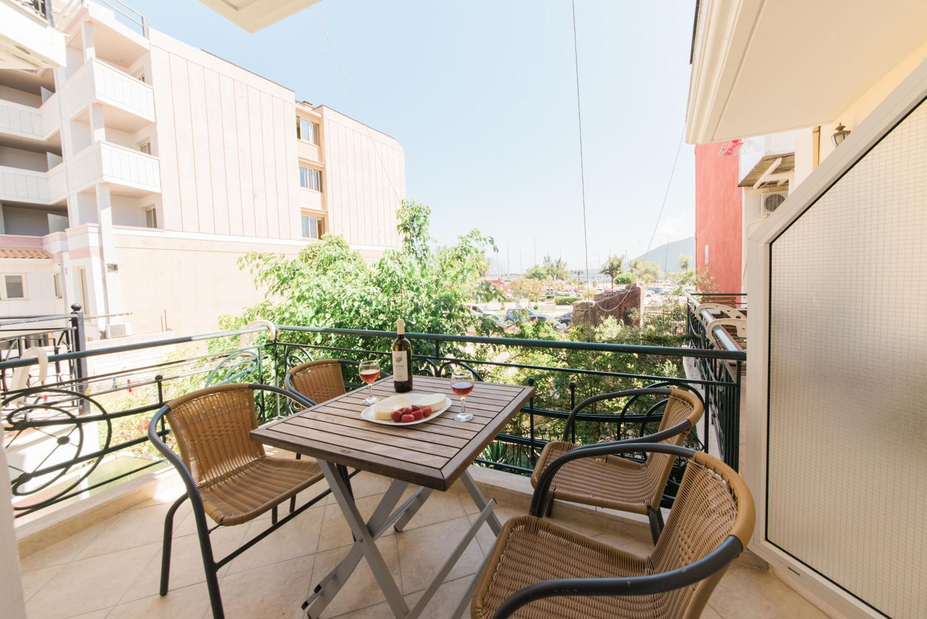 Apartment - Photo 26