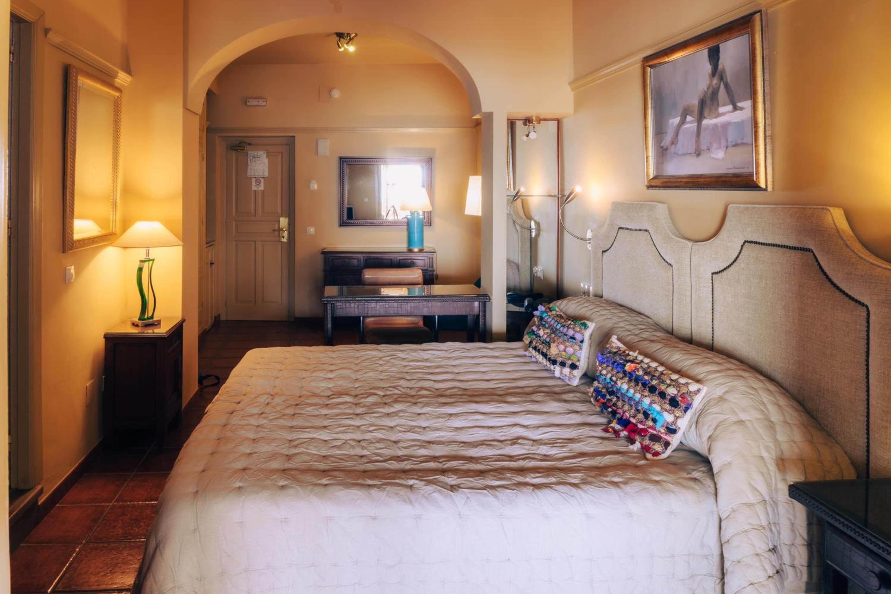 Superior Suite - Photo 1