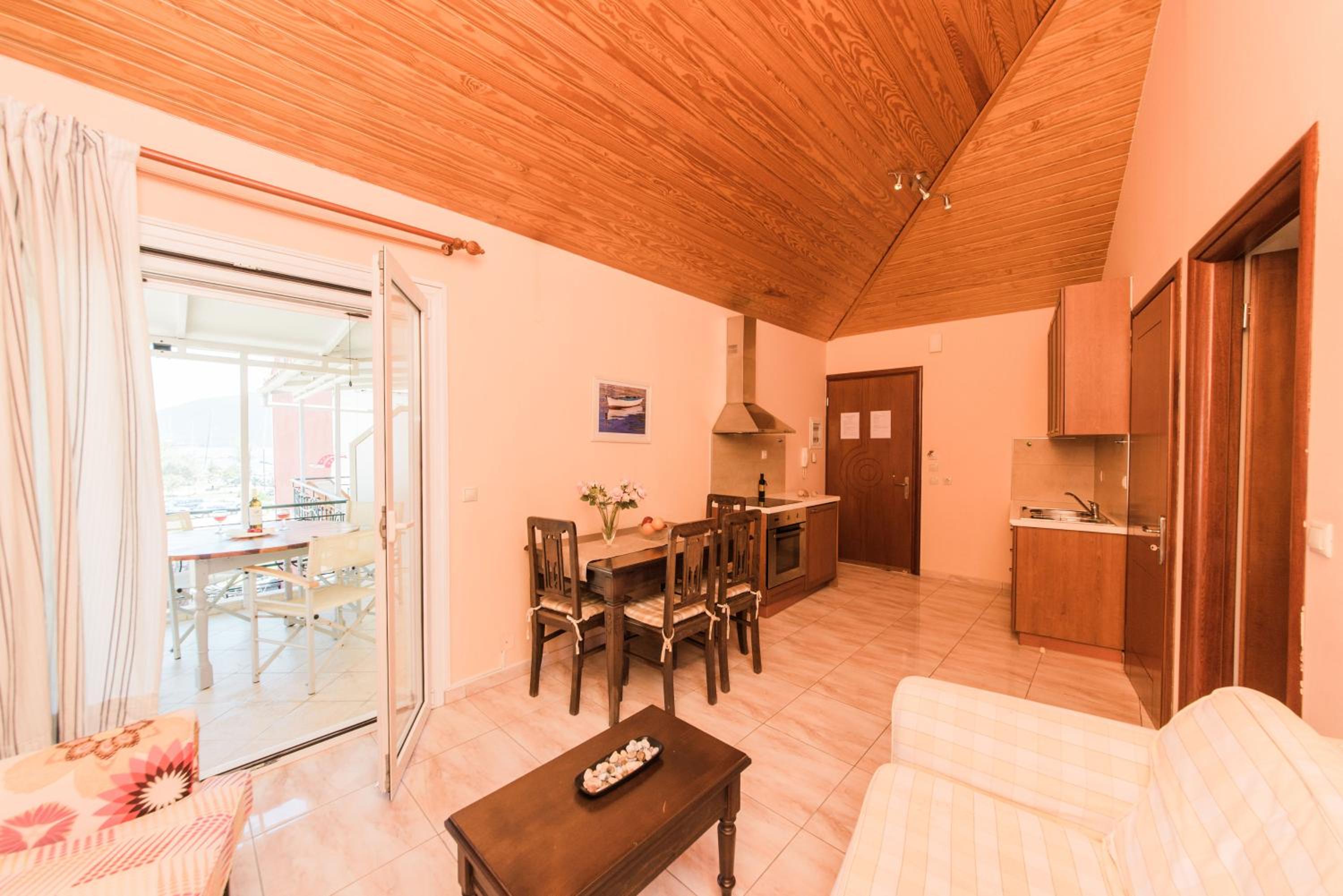 Superior Apartment - Photo 9