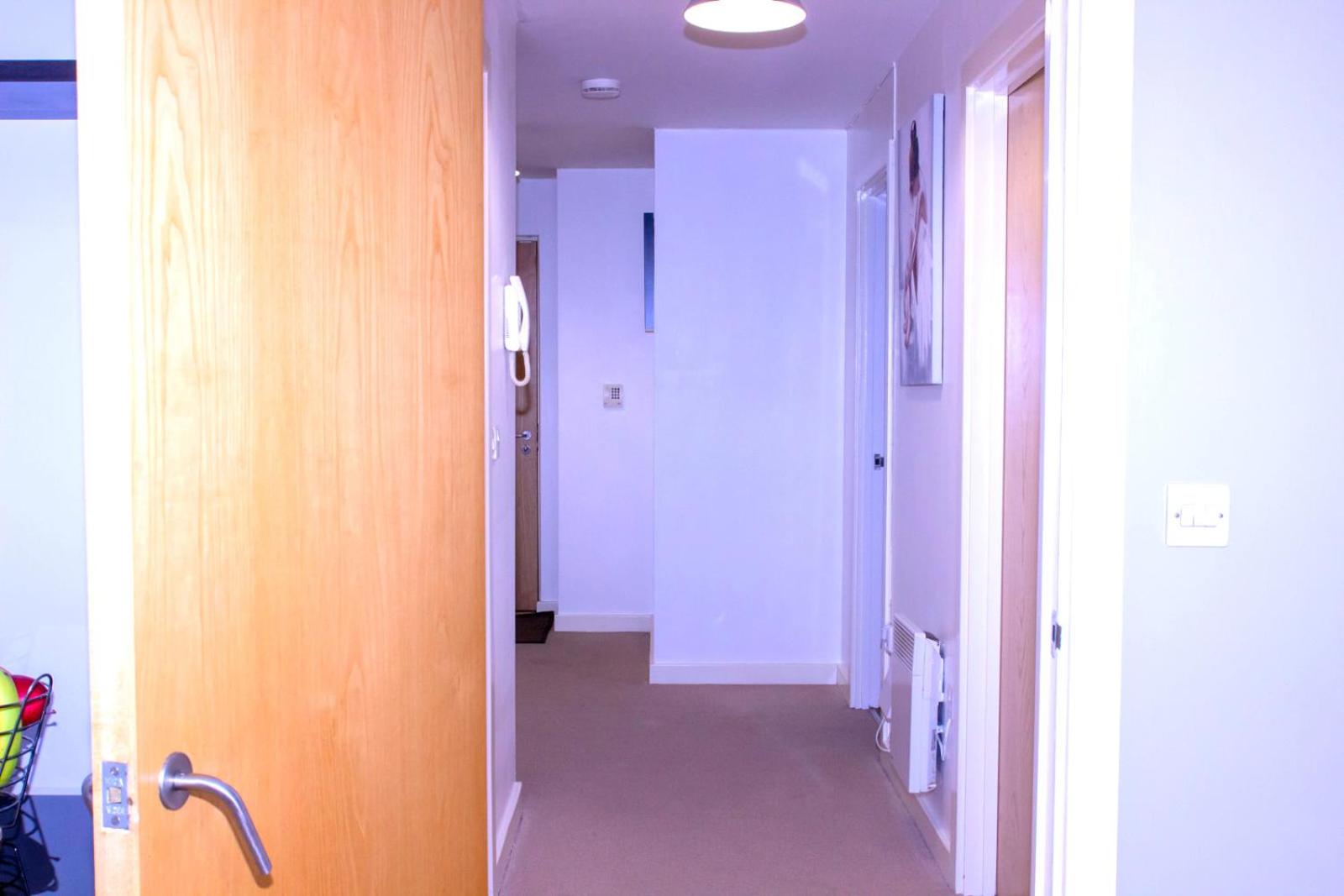 Two-Bedroom Apartment photo 3