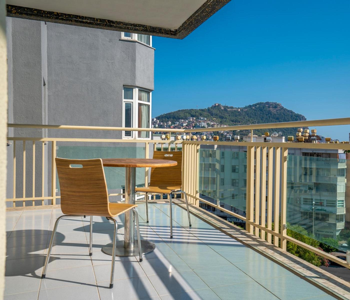 Suite with Sea View - Photo 2