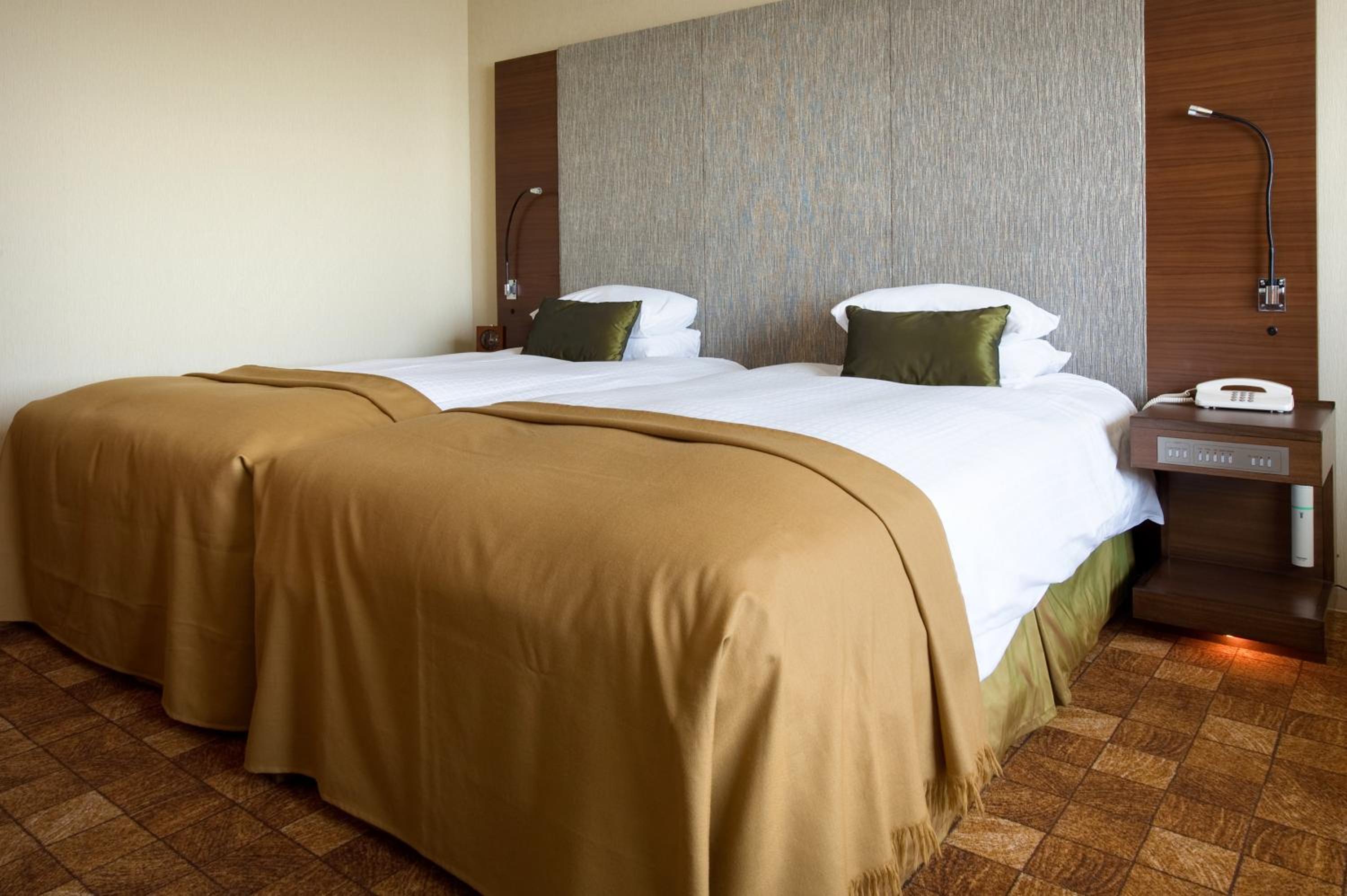 Standard Twin Room - Non-Smoking - Photo 2