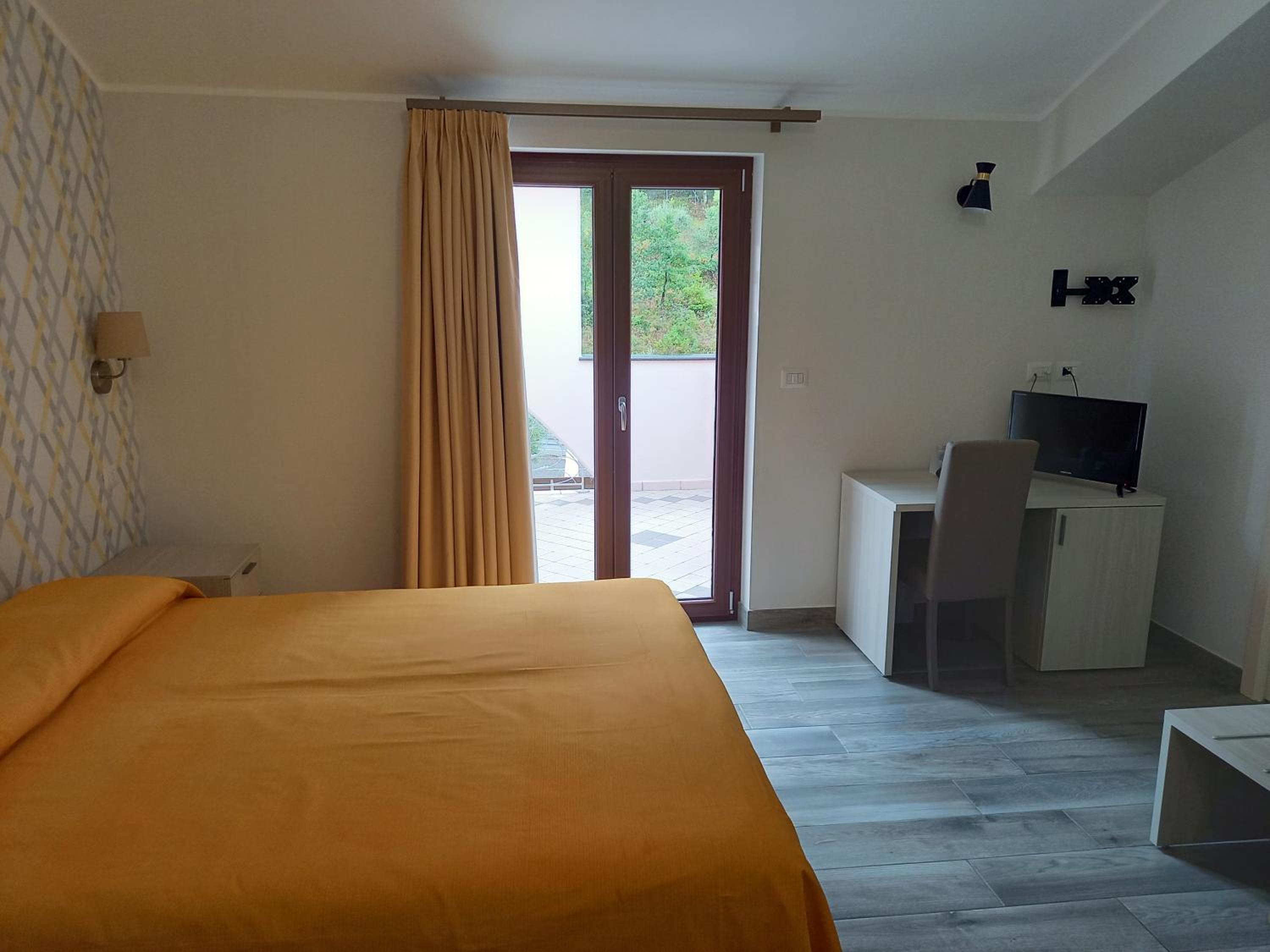 Double Room with Private Bathroom