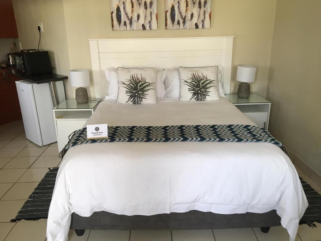 Queen Room - Photo 1