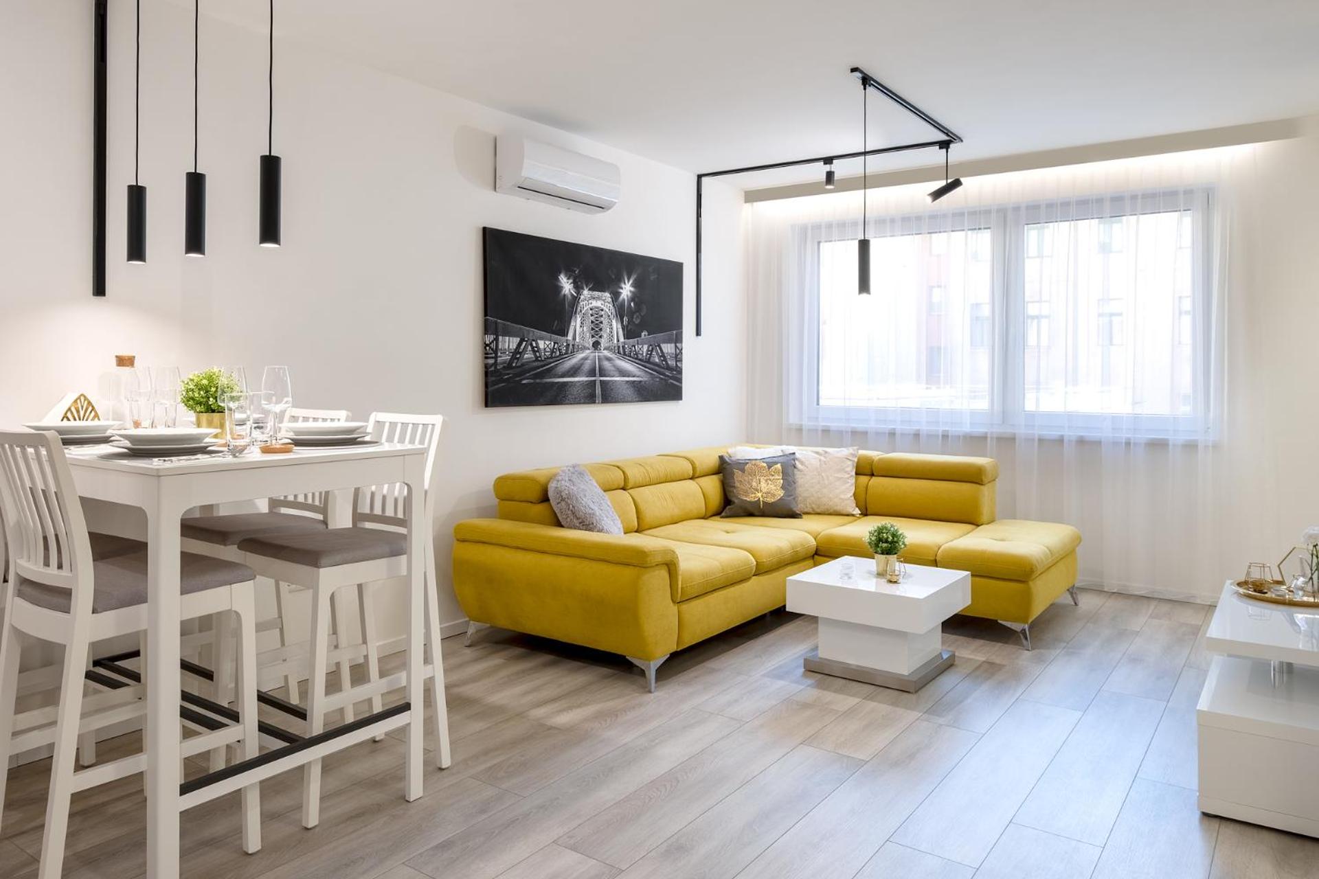 Studio Apartment photo 1