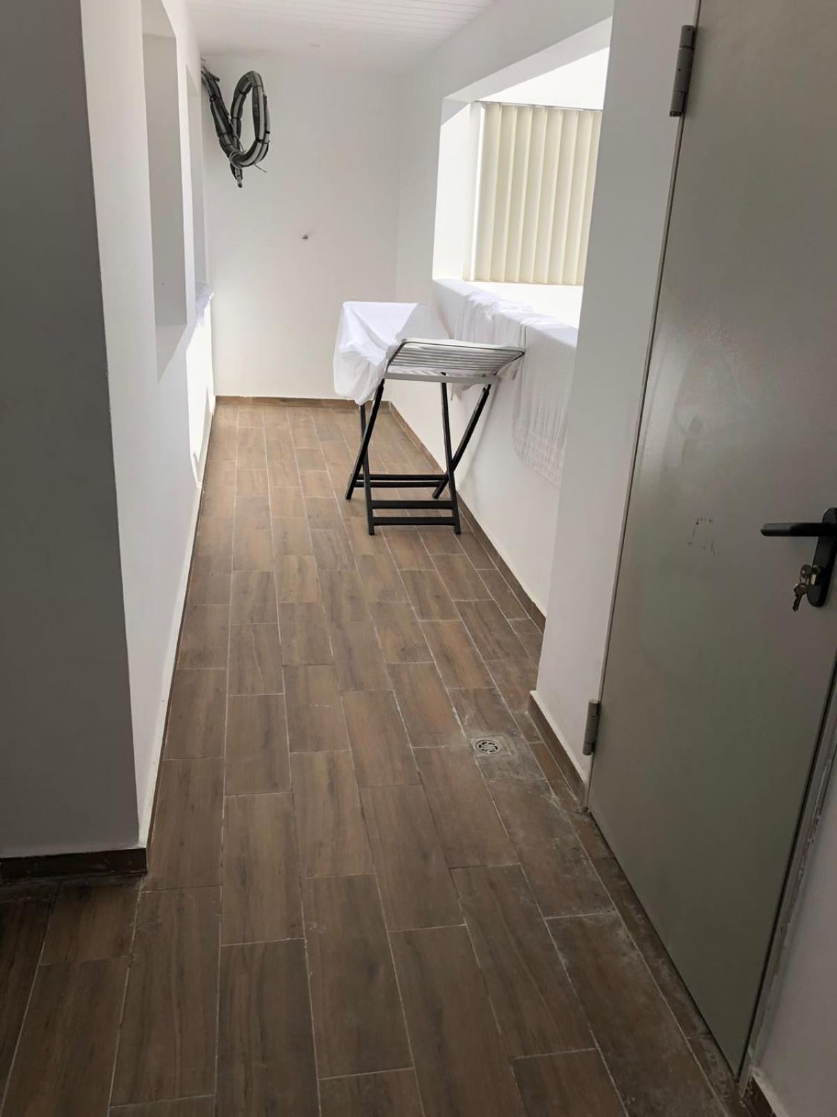 Two-Bedroom Apartment - Photo 2
