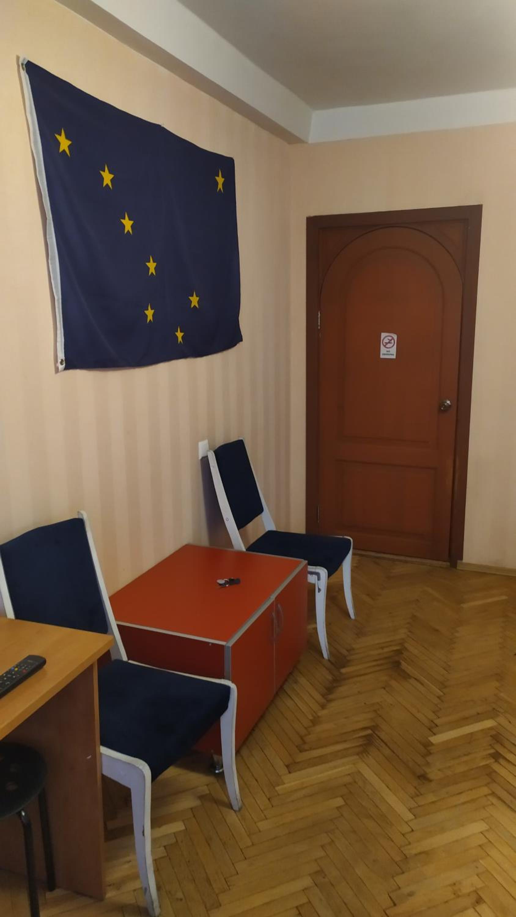 Standard Double Room with Shared Bathroom