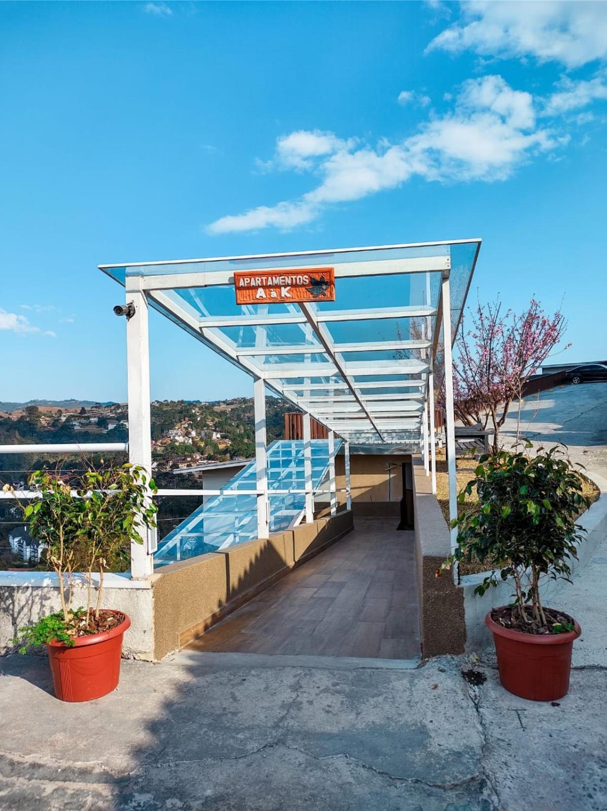 External Standard Apartment with Spa Bath